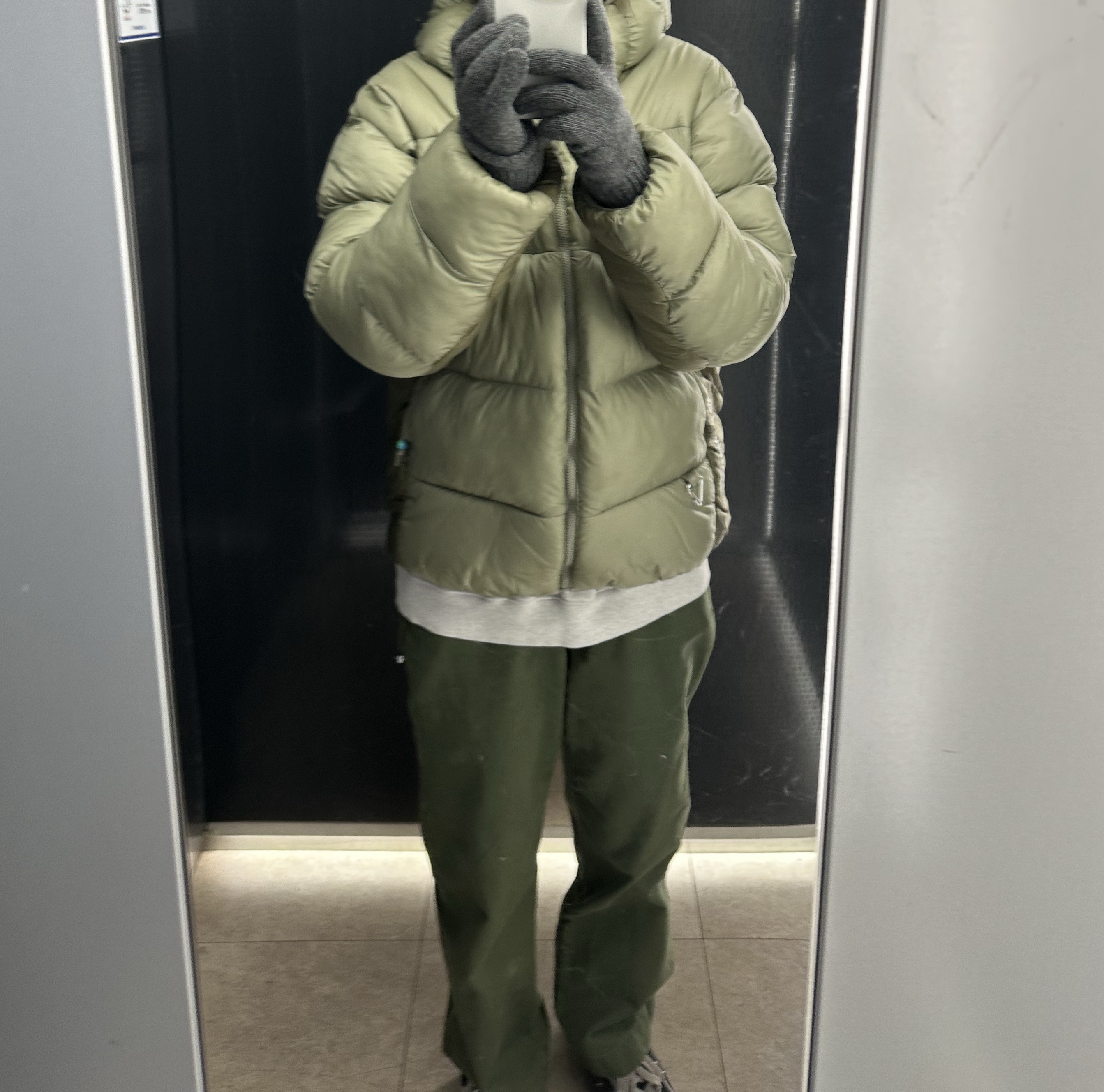 Nike ACG Therma-Fit ADV Lunar Lake Puffer Jacket Light Army - Asia 착용 스타일 - 2