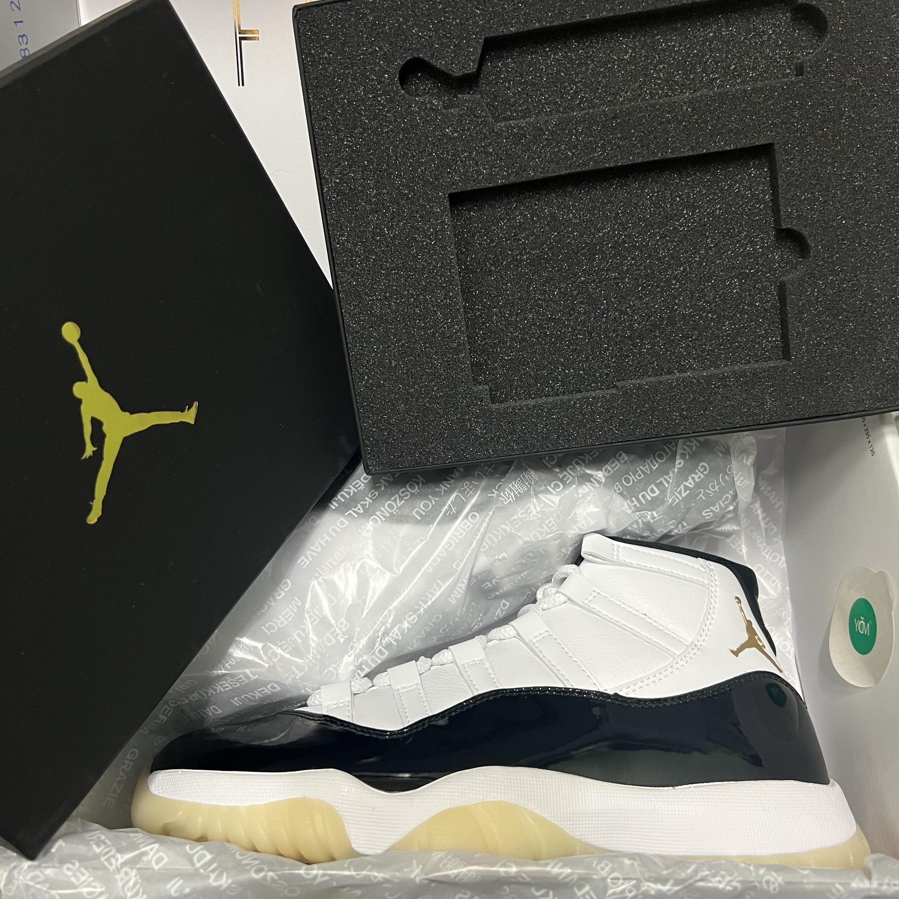 Jordan 11 Retro Gratitude 착용 스타일
