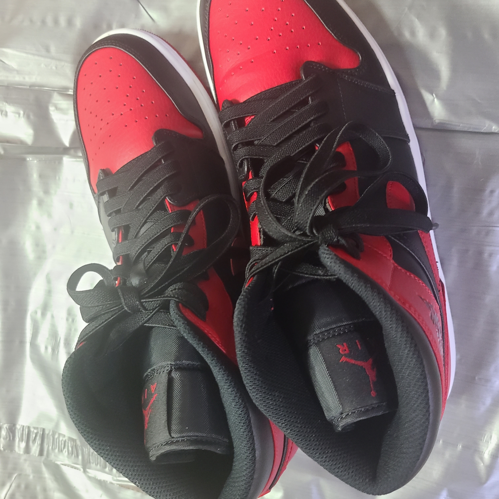 Jordan 1 Mid Bred Banned 2020 착용 스타일