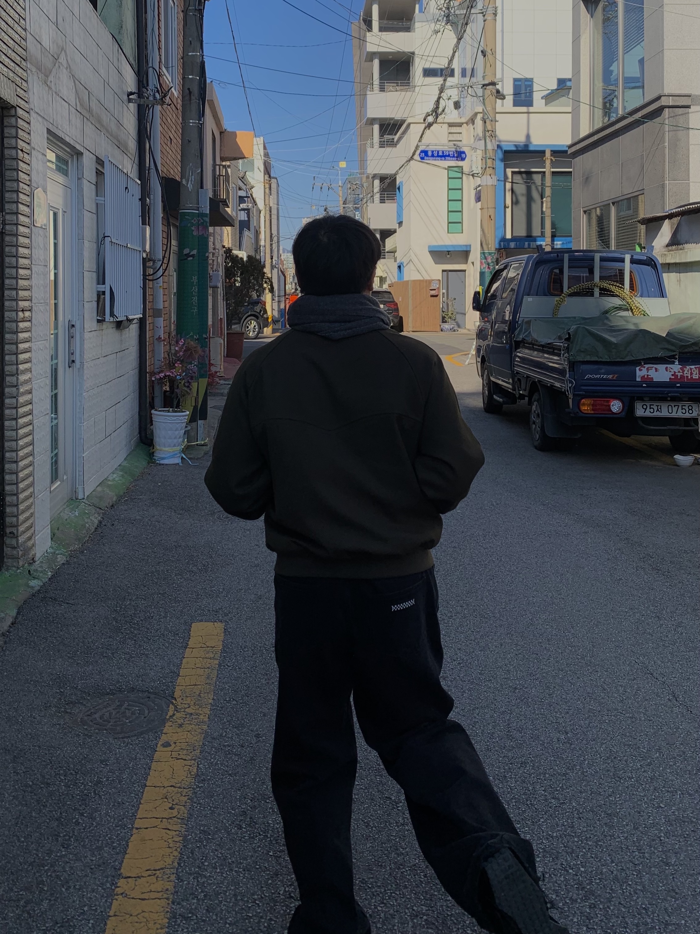 Nike x Matthew M Williams Zoom 004 Triple Black 착용 스타일 - 3