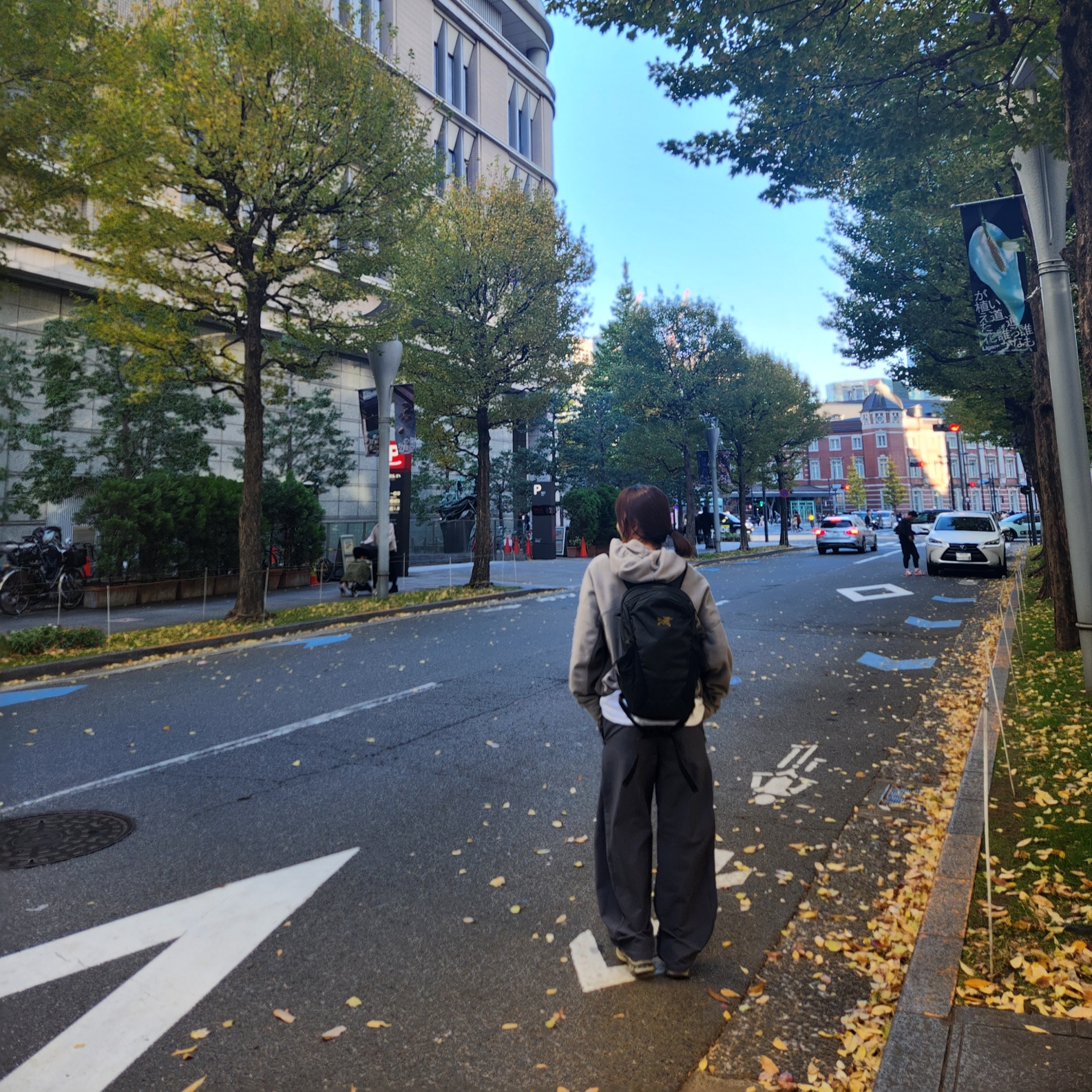 Salomon XT-6 Gore-Tex Vintage Khaki, (W) The North Face 1996 Retro Nuptse Jacket Coal Brown 착용 스타일 - 2