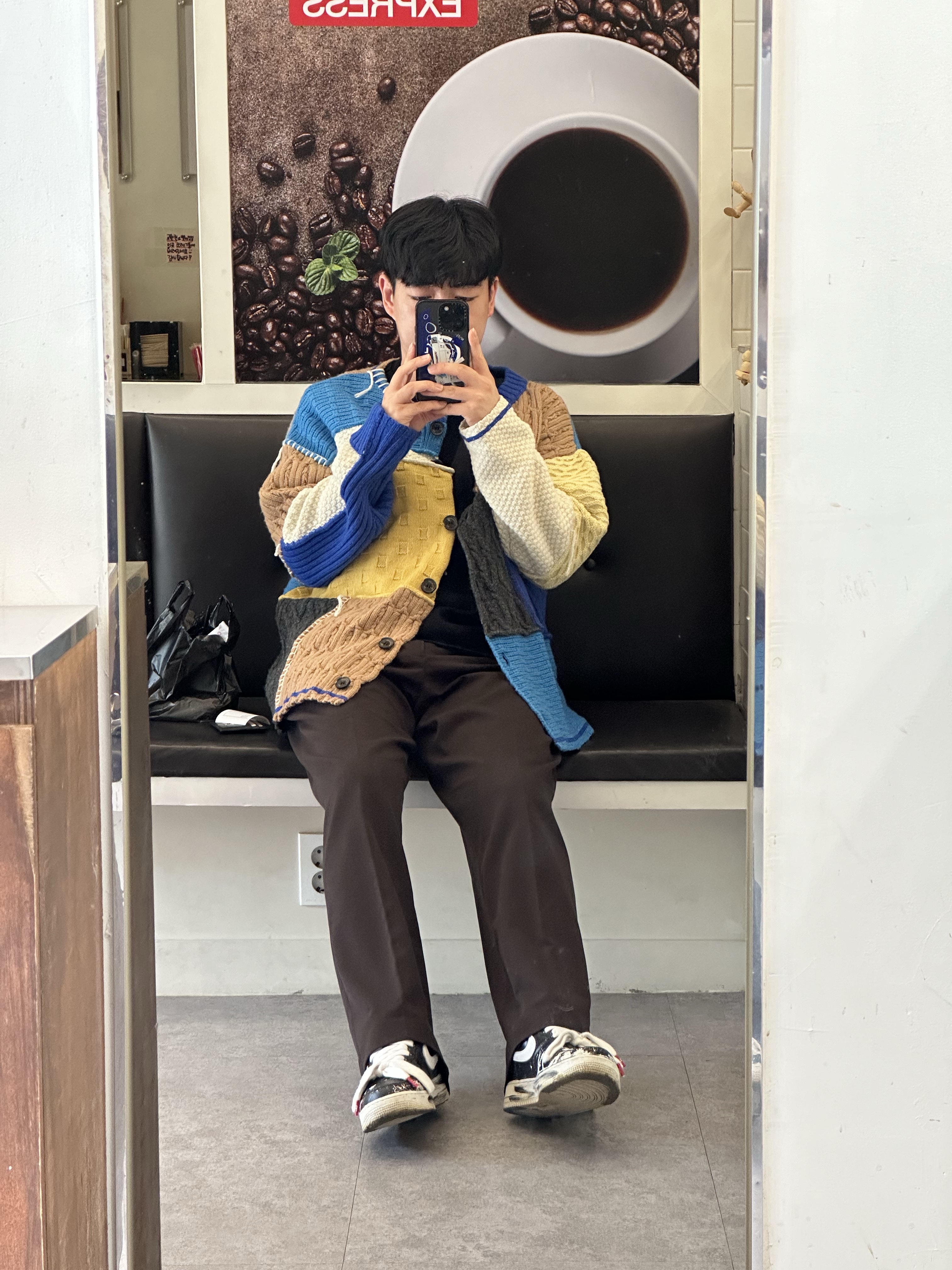 Zara x Ader Error Patchwork Oversize Knit Cardigan Multicolor, Casetify x Ader Error iPhone Sticker Magsafe Case Clear 착용 스타일
