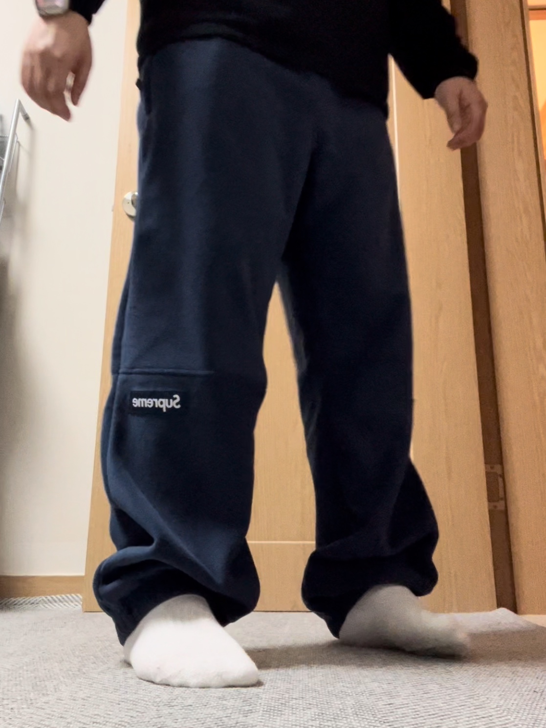Supreme Polartec Pants Navy - 23FW 착용 스타일 - 2