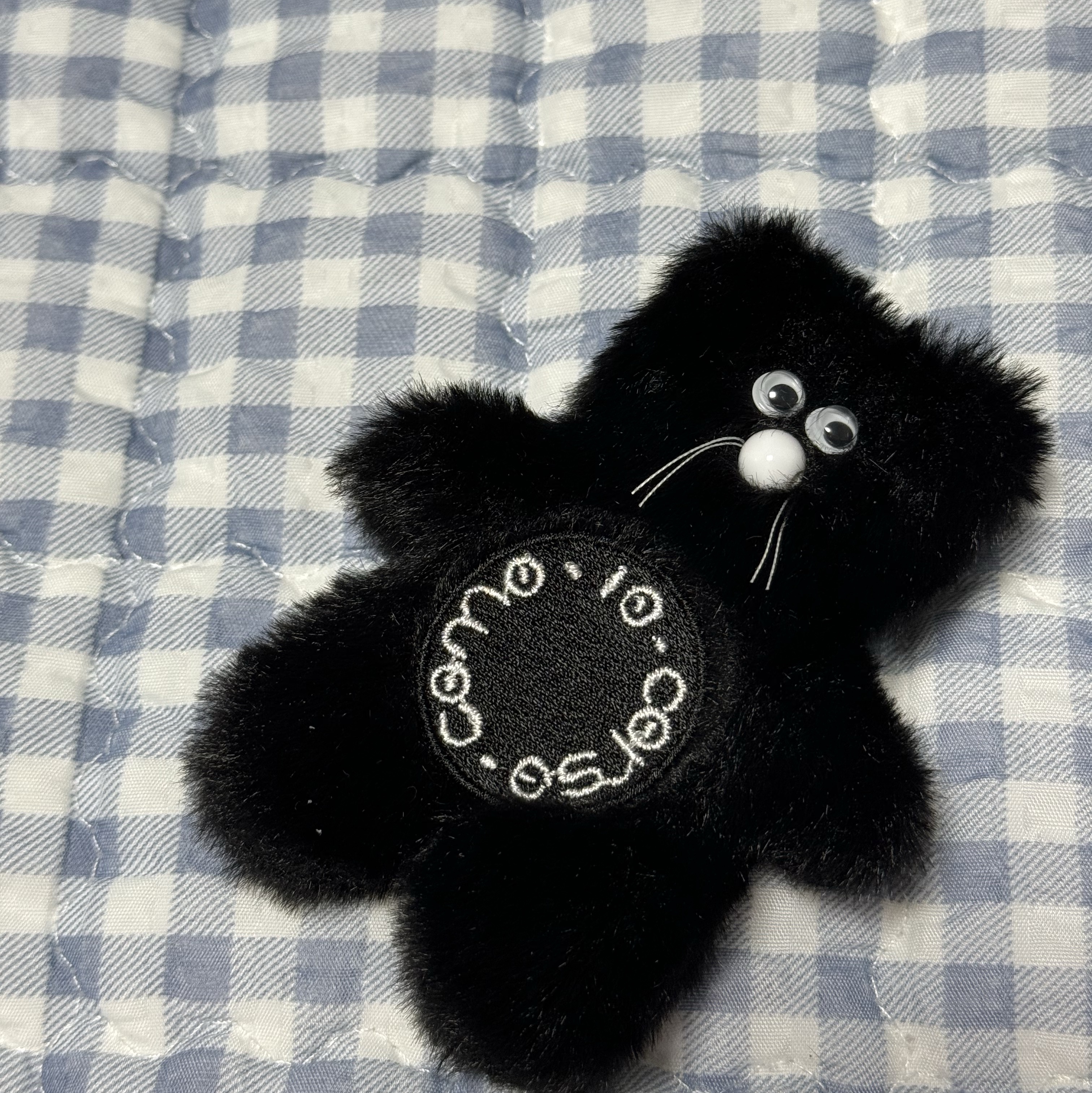 Monamhee x 10 Corso Como Bianco Phone Strap Black 착용 스타일
