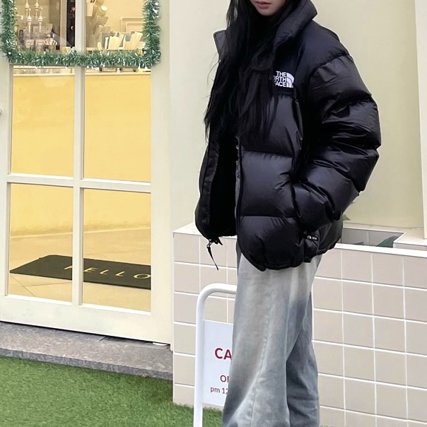 The North Face 1996 Eco Nuptse Jacket Real Black, The North Face 1996 Eco Nuptse Jacket Black 착용 스타일 - 1