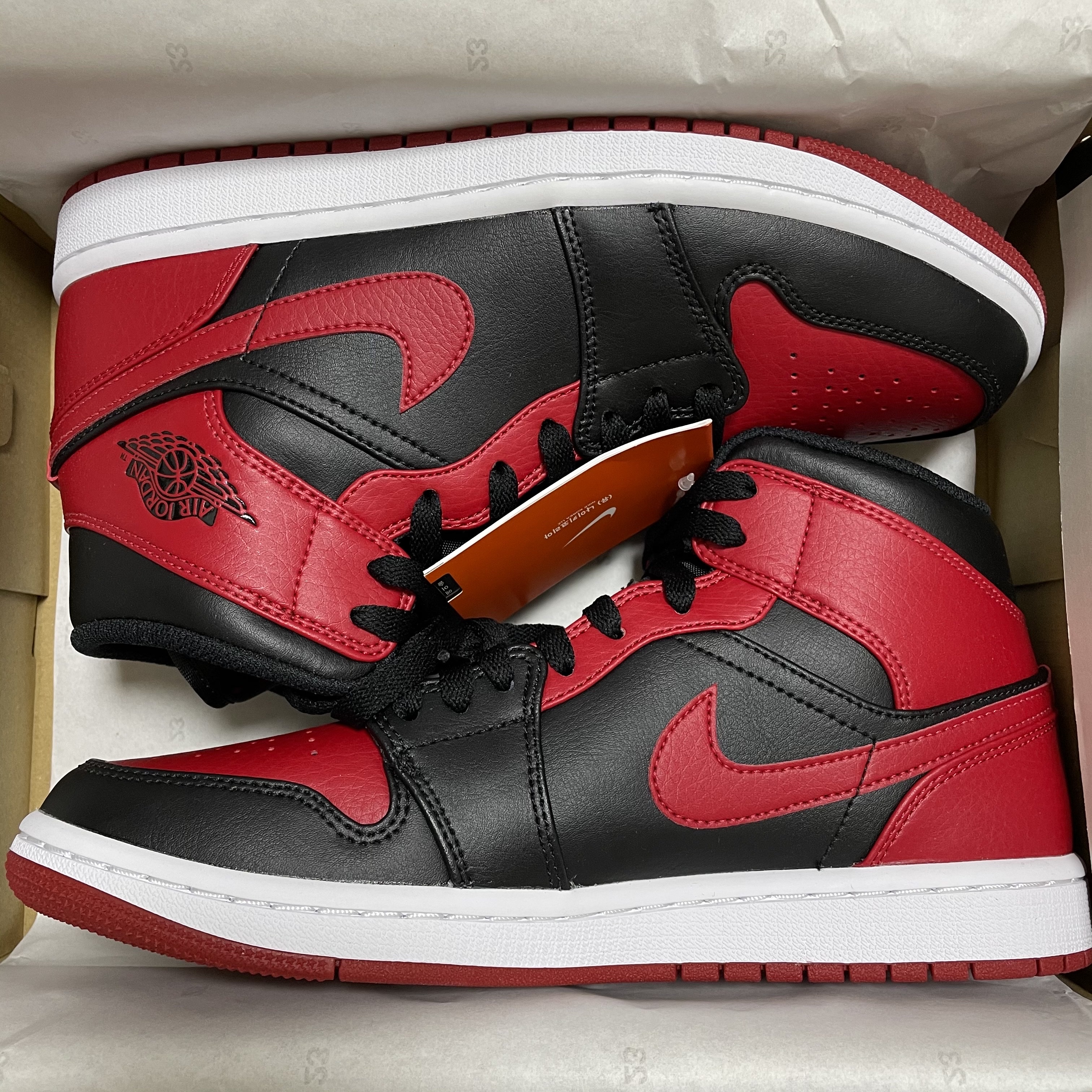 Jordan 1 Mid Bred Banned 2020 착용 스타일