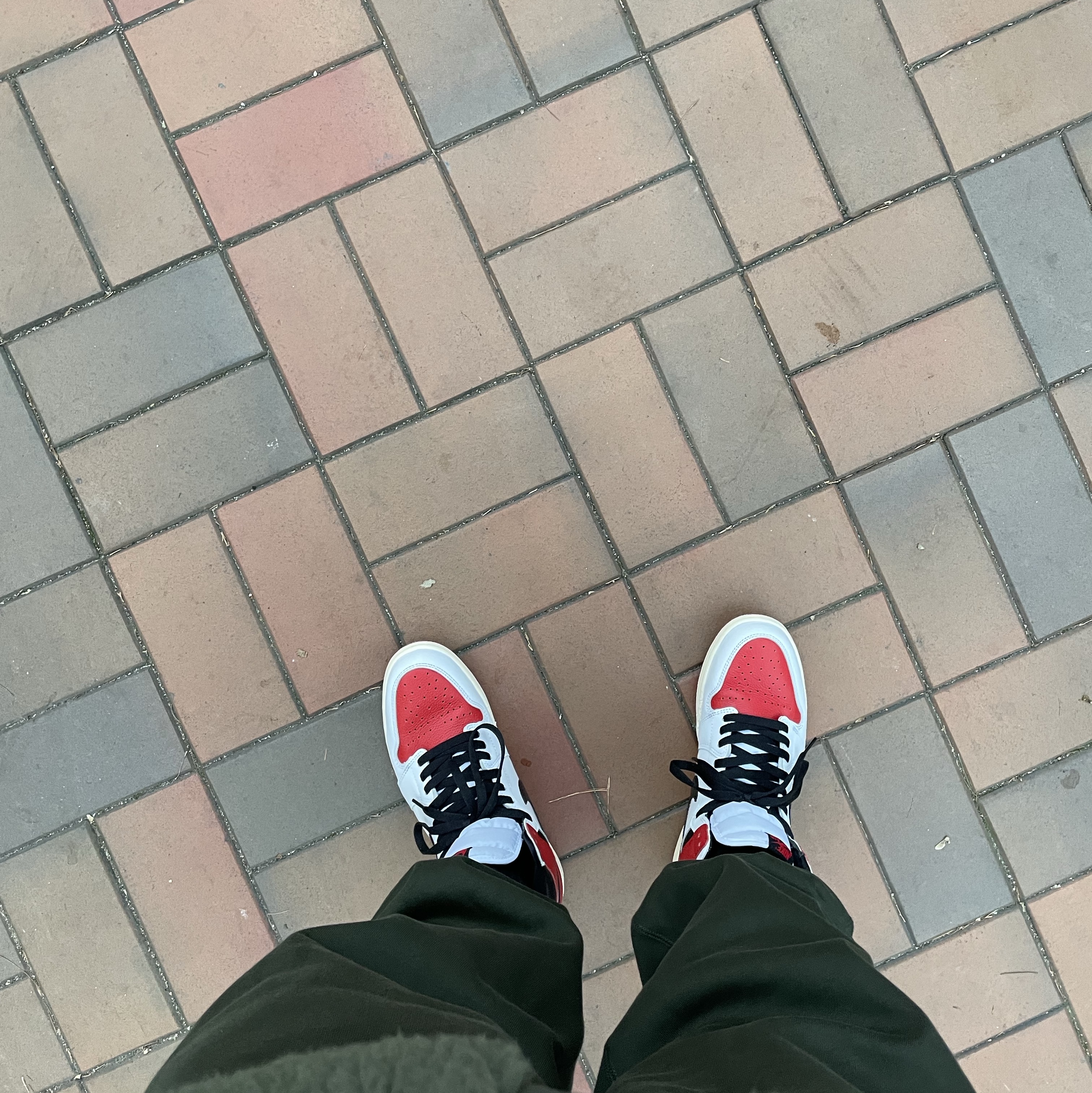 Jordan 1 Retro High OG Heritage 착용 스타일