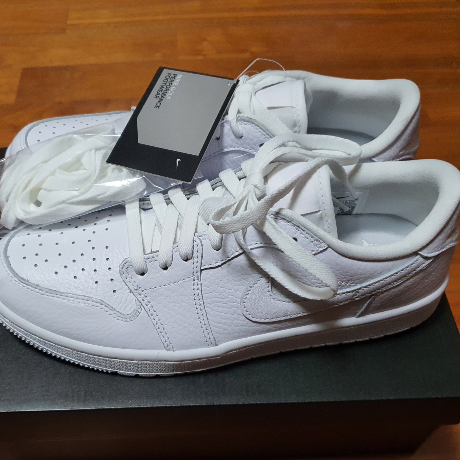 Jordan 1 Low Golf Triple White 착용 스타일