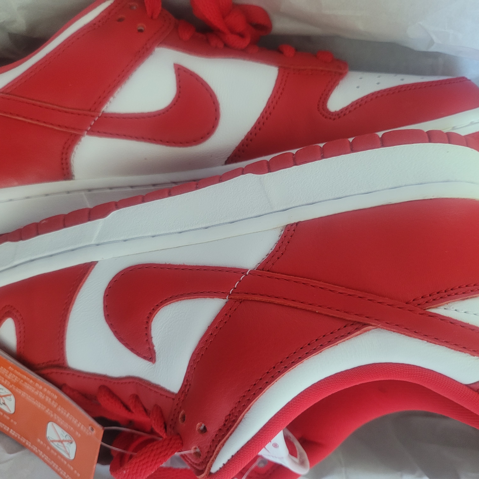 Nike Dunk Low SP White and University Red 2023 착용 스타일