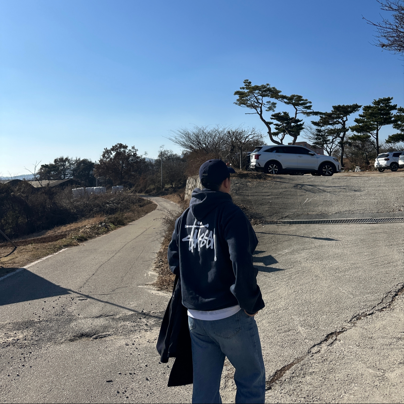 Stussy Basic Stussy Hoodie Navy 2023, Nike Air Force 1 '07 Low White 착용 스타일 - 2