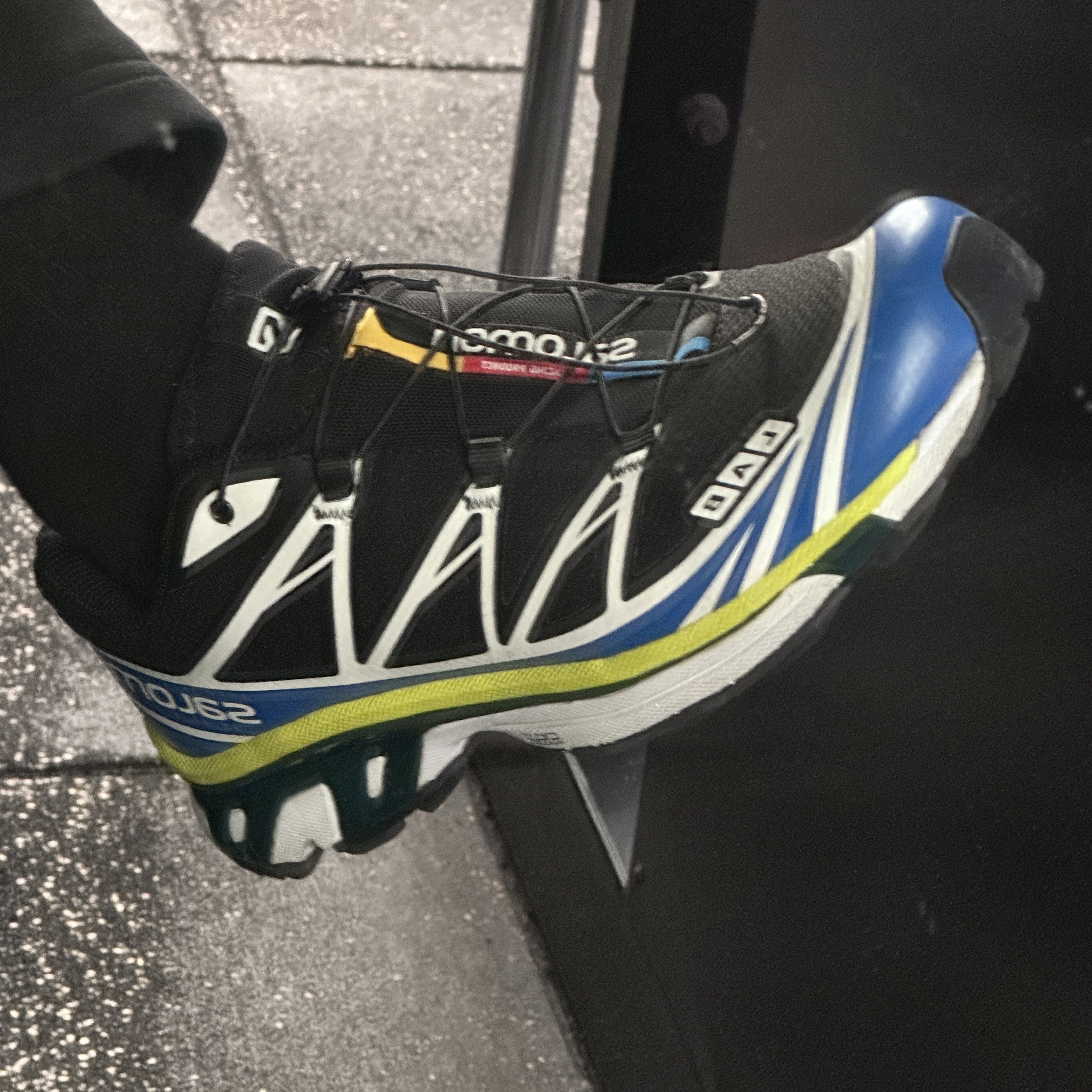 Salomon S/LAB XT-6 Softground ADV Black Snorkel Blue 착용 스타일