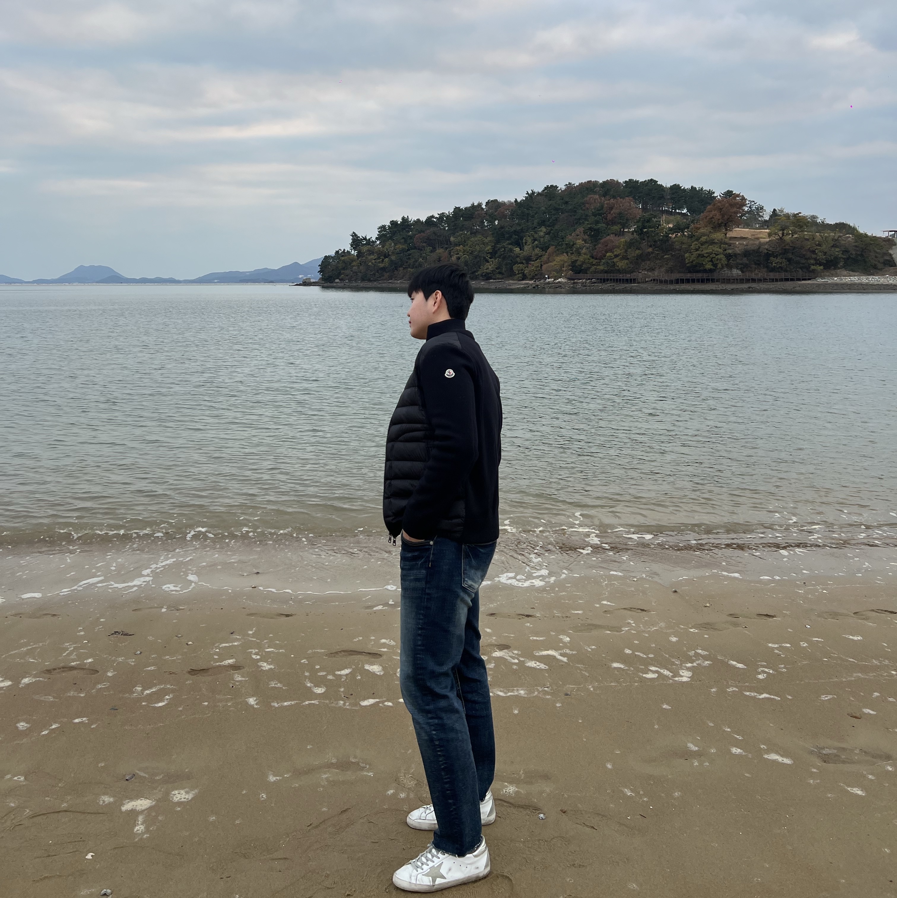 Moncler Padded Wool Cardigan Black - 23FW 착용 스타일