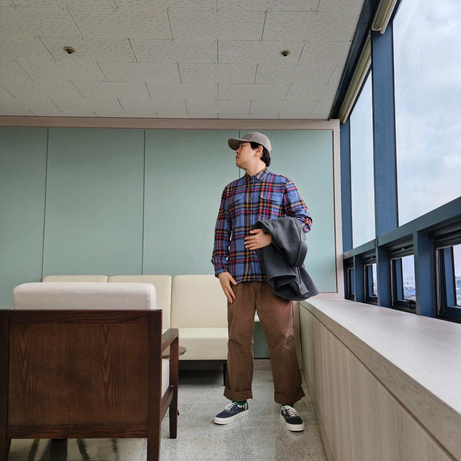 Vans Vault OG Authentic LX Navy 착용 스타일 - 3