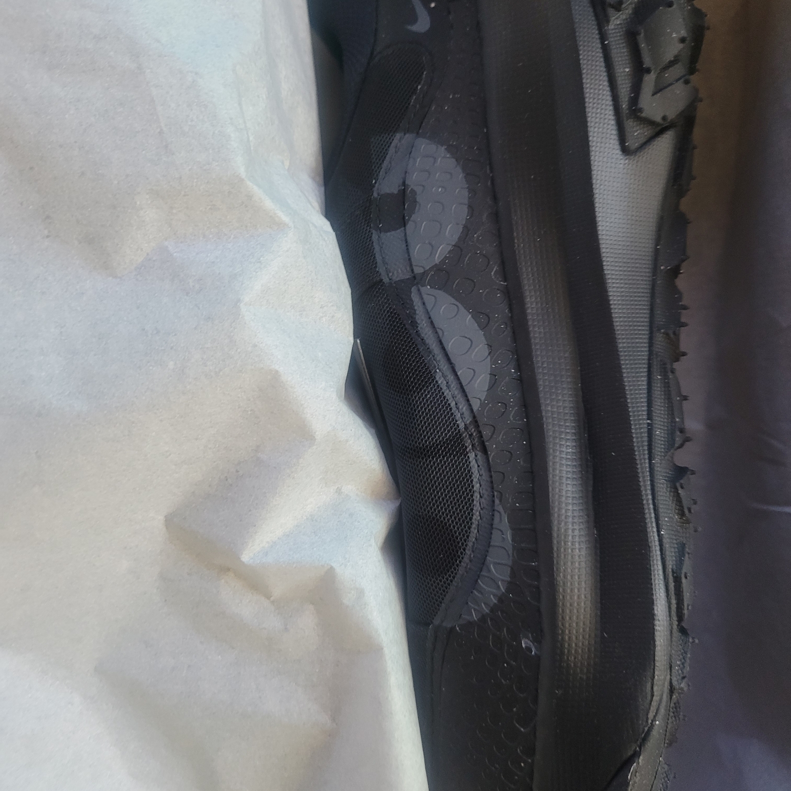 Nike ACG Mountain Fly 2 Low Black 착용 스타일
