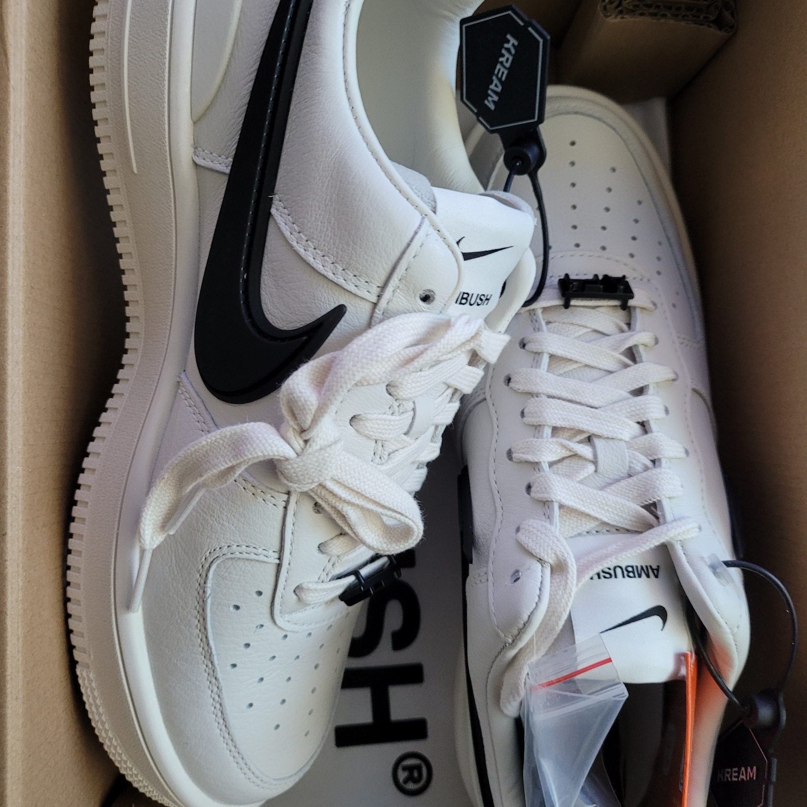 Nike x Ambush Air Force 1 Low SP Phantom 착용 스타일