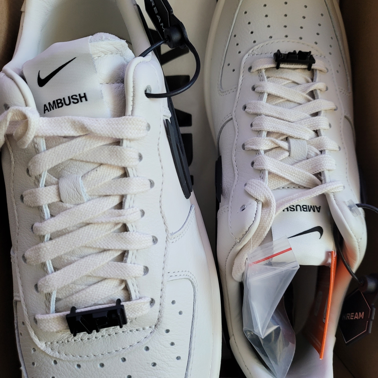 Nike x Ambush Air Force 1 Low SP Phantom 착용 스타일