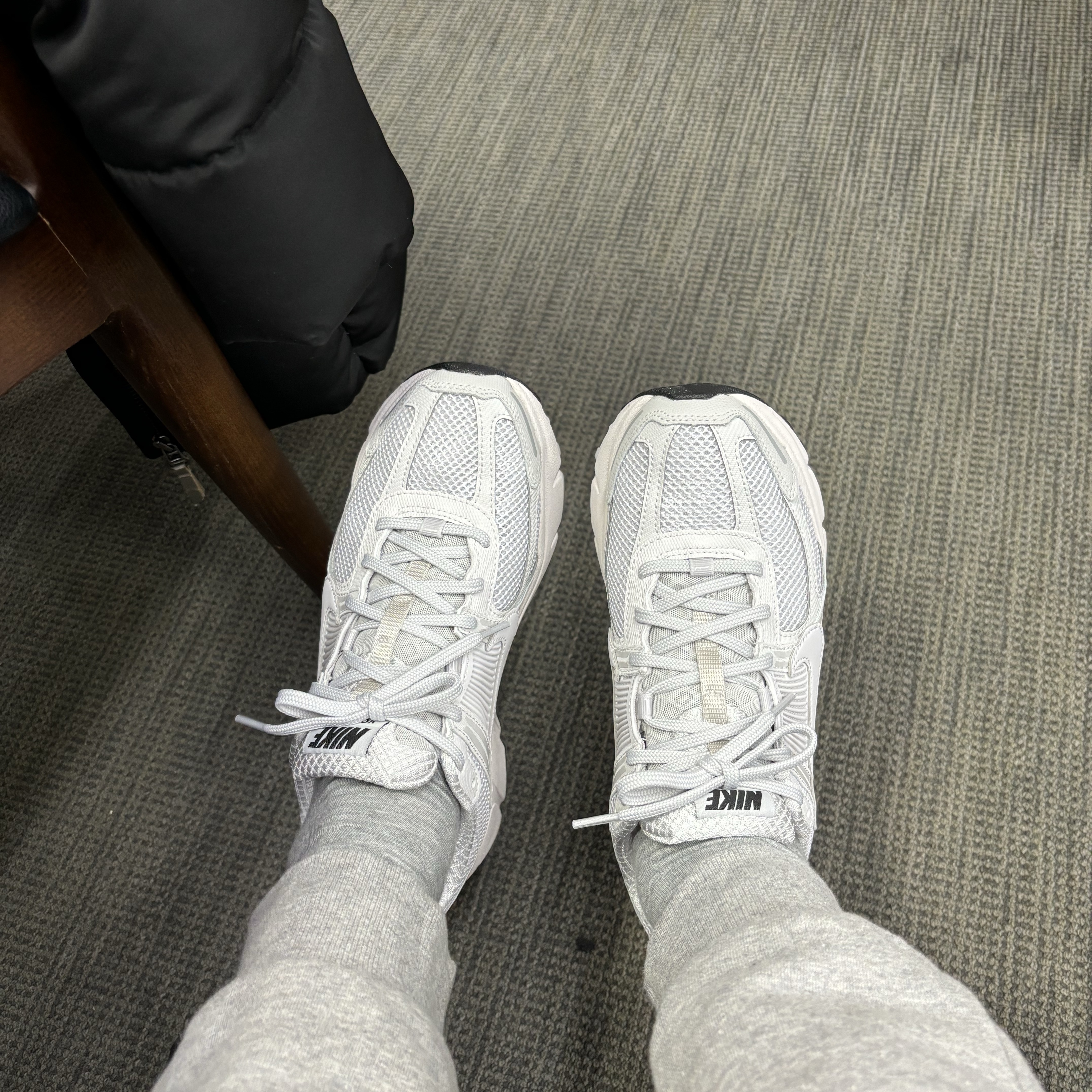 Nike Zoom Vomero 5 SP Vast Grey 2023 착용 스타일