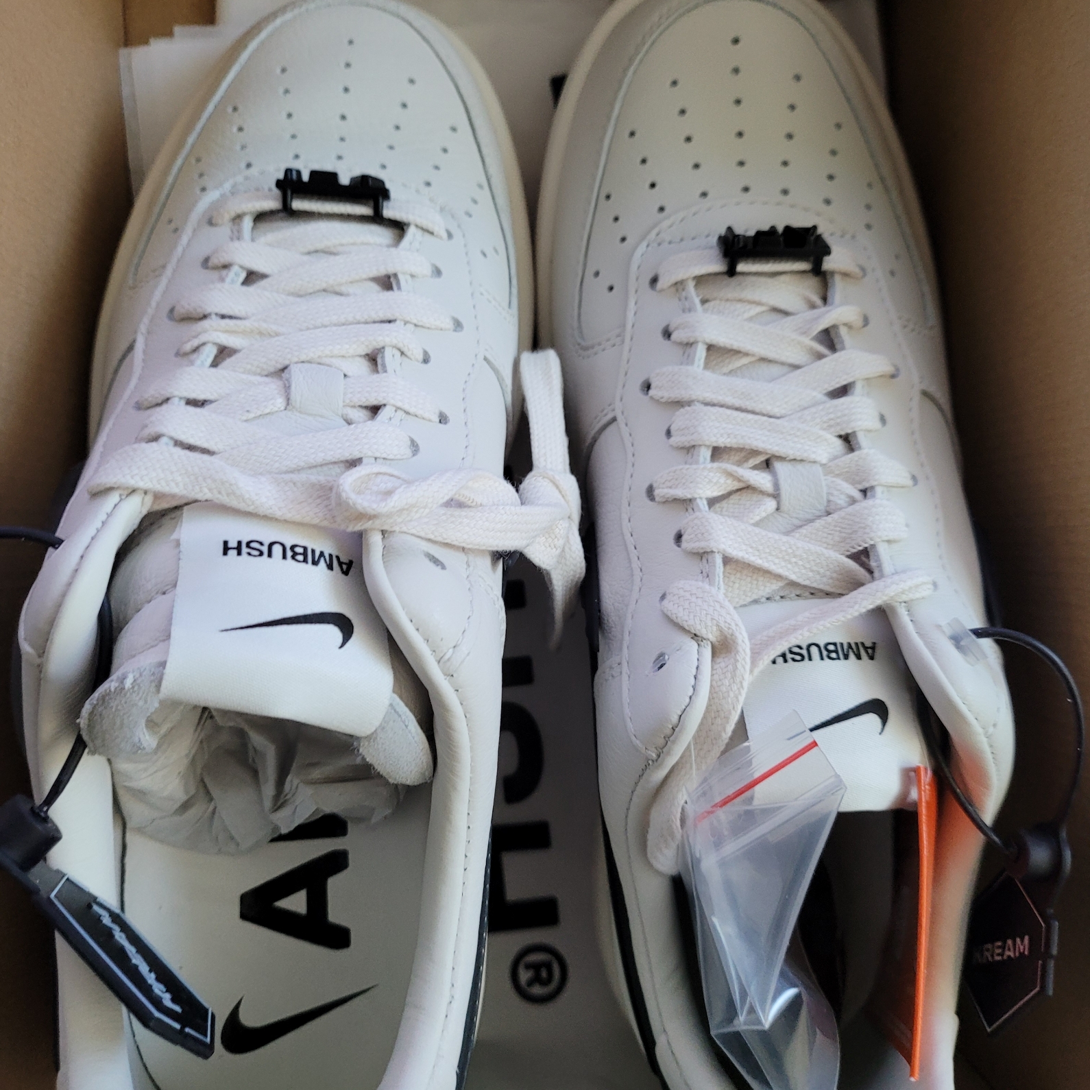 Nike x Ambush Air Force 1 Low SP Phantom 착용 스타일