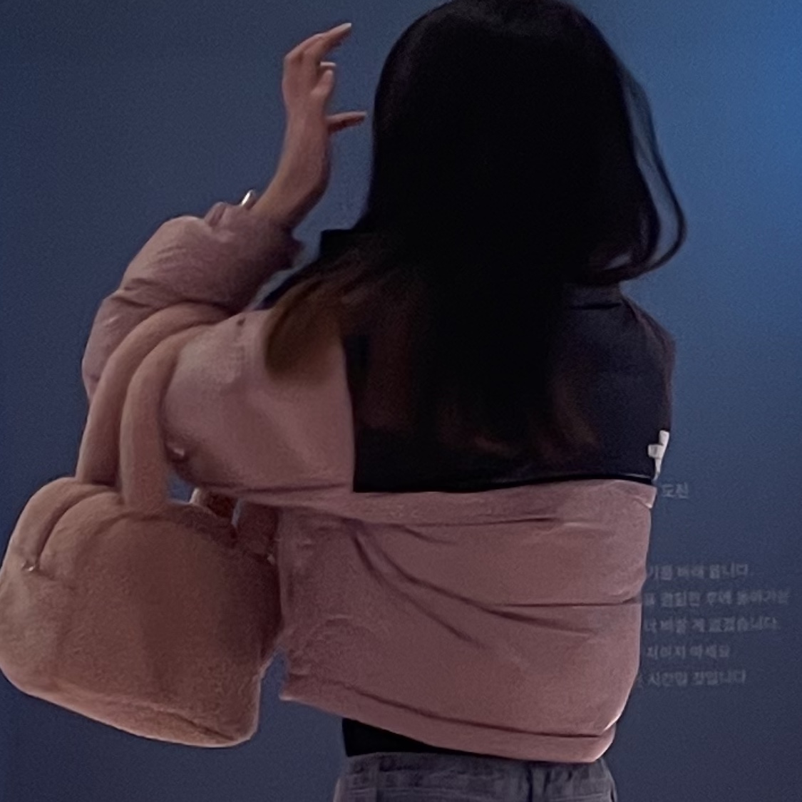 (W) The North Face Nuptse Short Jacket Pastel Pink 착용 스타일
