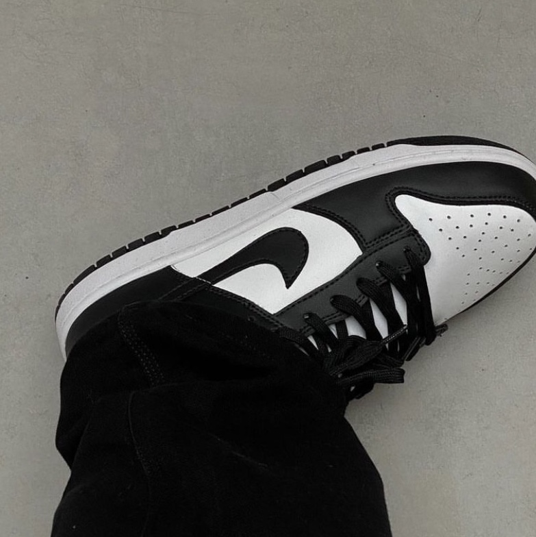 Nike Dunk Low Retro Black 착용 스타일