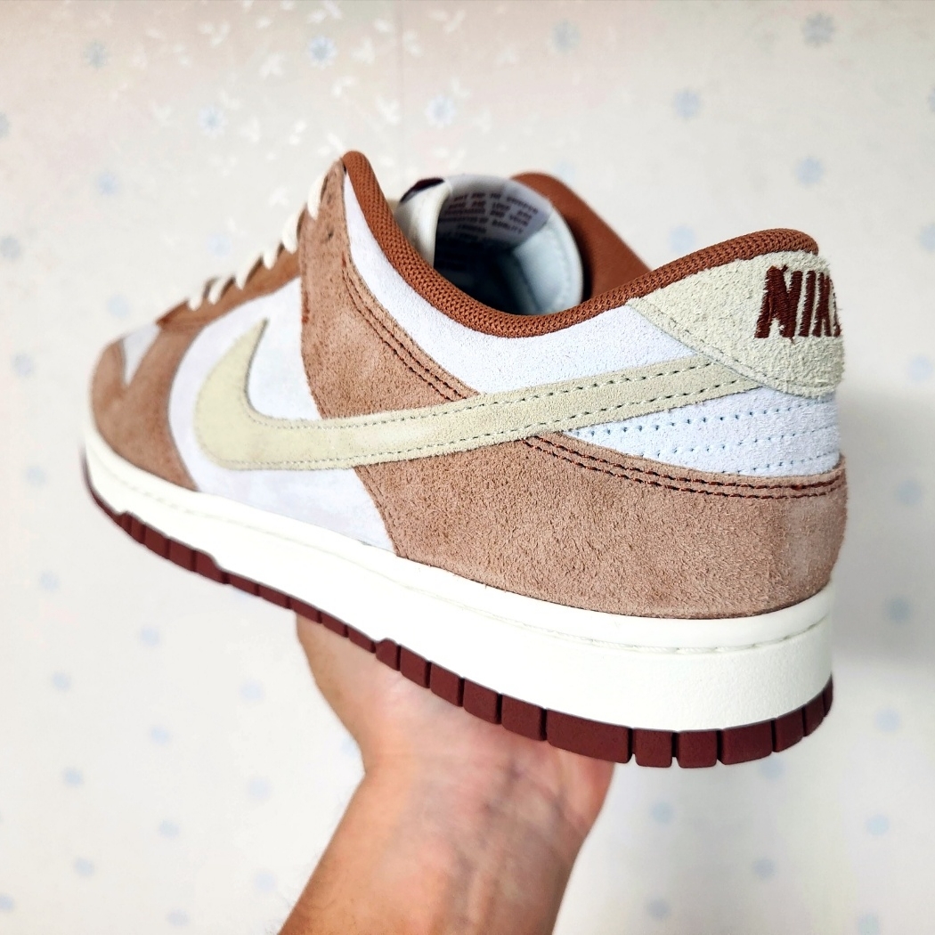 Nike Dunk Low Pro Premium Medium Curry 착용 스타일 - 2