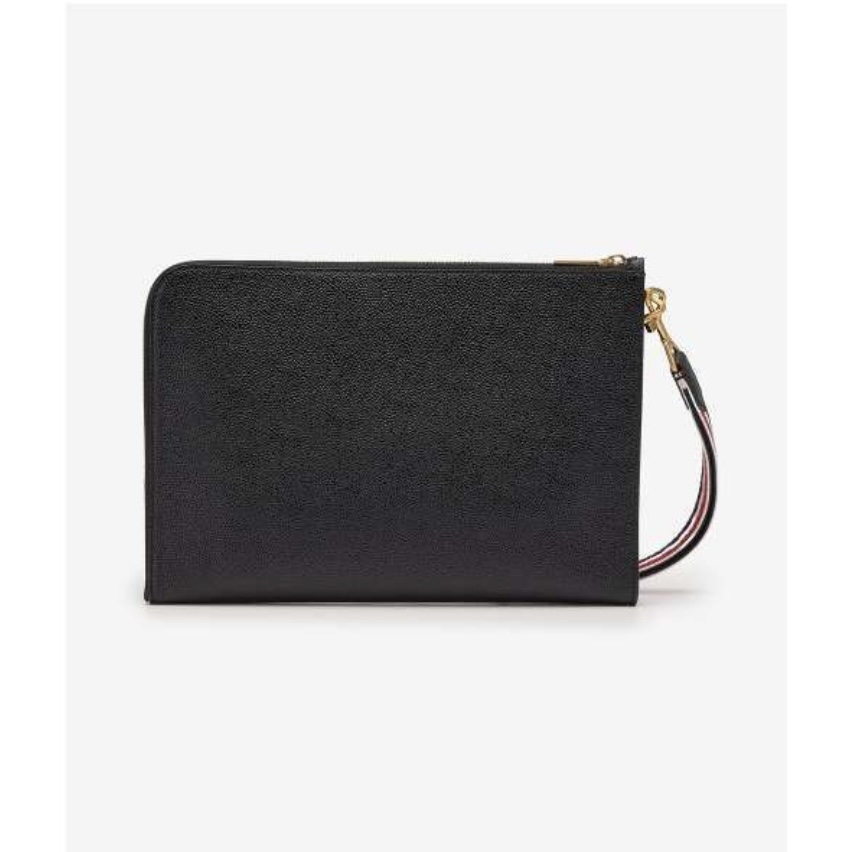 Thom Browne RWB Strap Medium Folio Clutch Black 착용 스타일 - 2