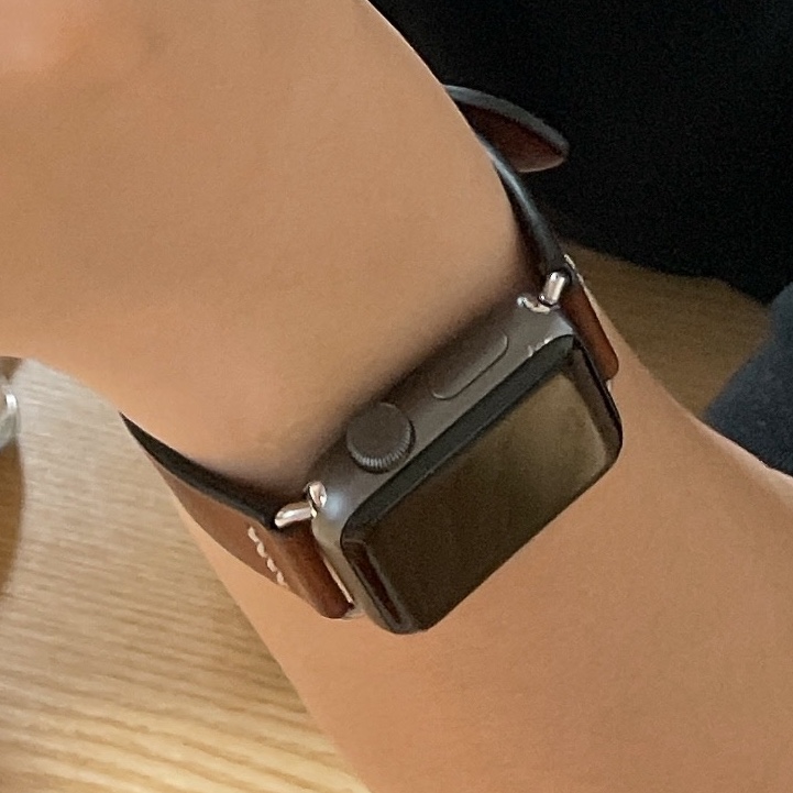 Apple Watch Nike Series 7 41mm Cellular Midnight Aluminum Case with Nike Sport Band Anthracite Black (Korean Ver.) 착용 스타일