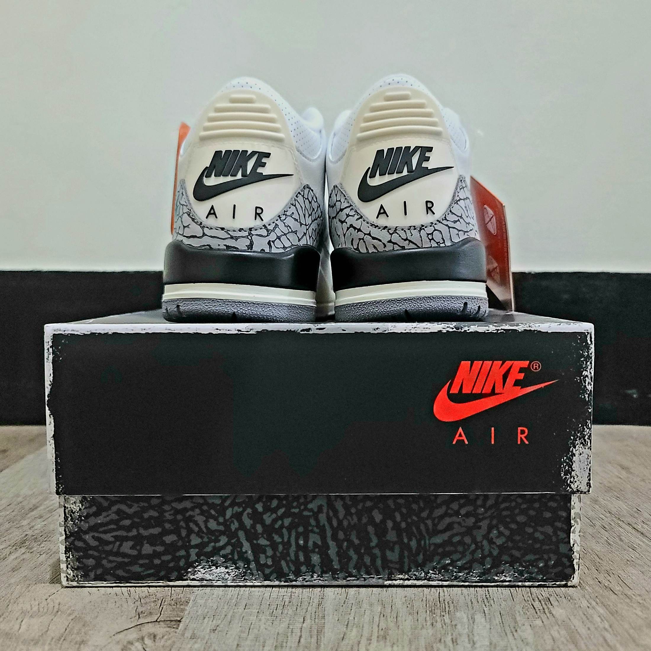 Jordan 3 Retro White Cement Reimagined 착용 스타일 - 3