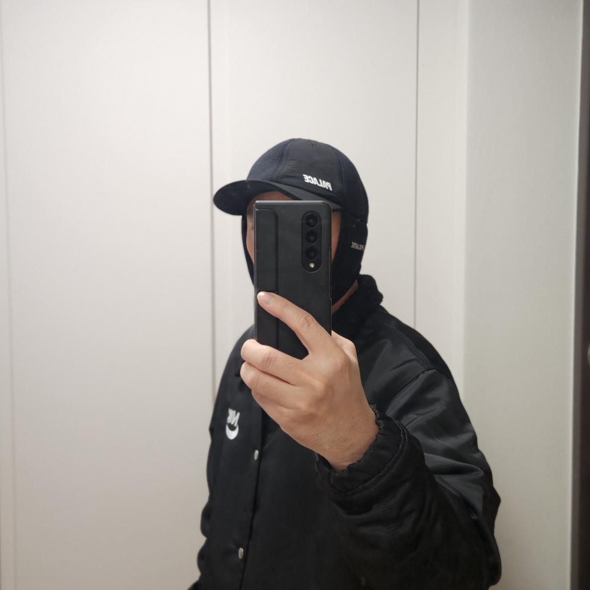 Palace Polartec Warmdome Earflap 5-Panel Black - 23FW, Nike NSW Lined Winterized Coach Jacket Black White - US/EU 착용 스타일 - 1