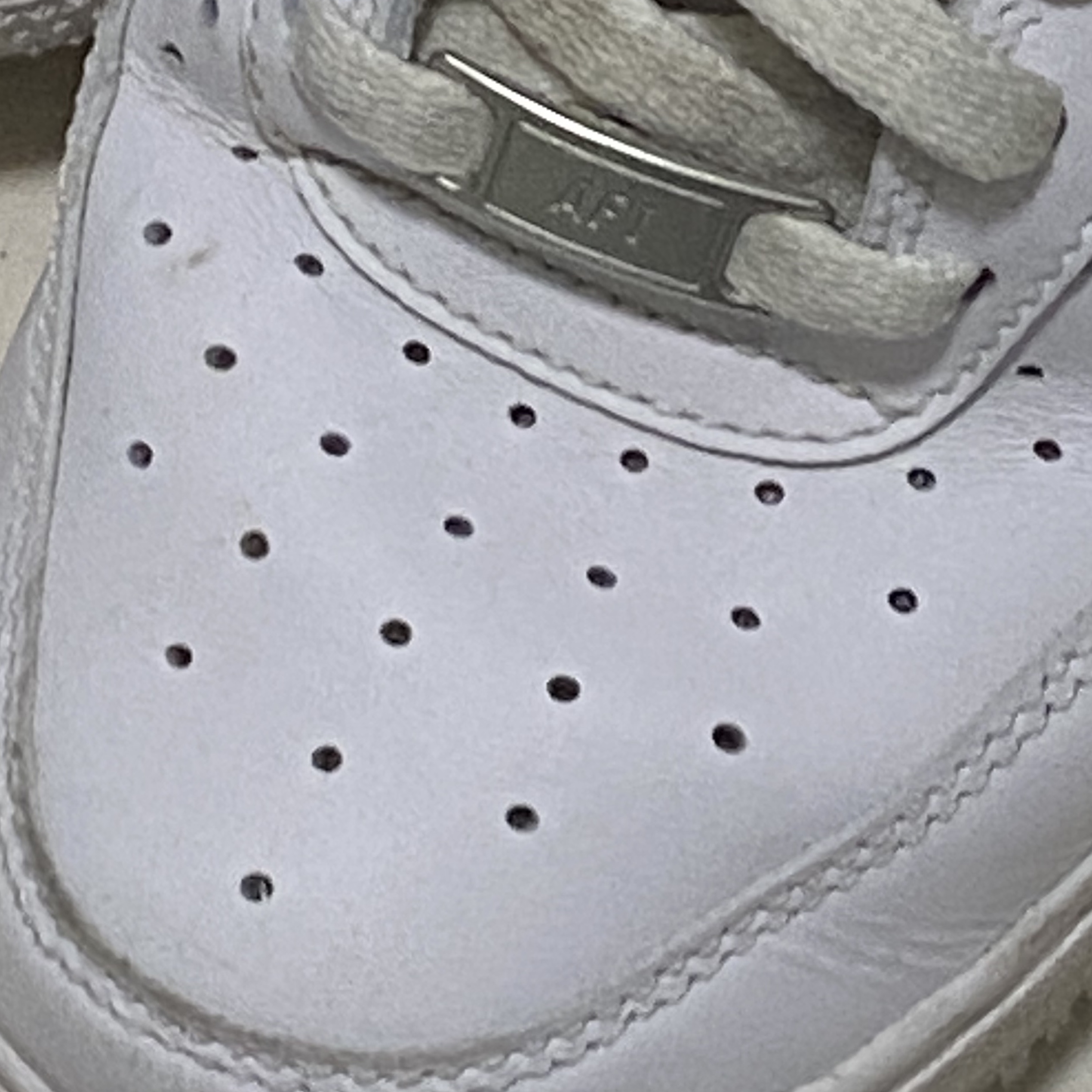 Nike Air Force 1 '07 Low White 착용 스타일