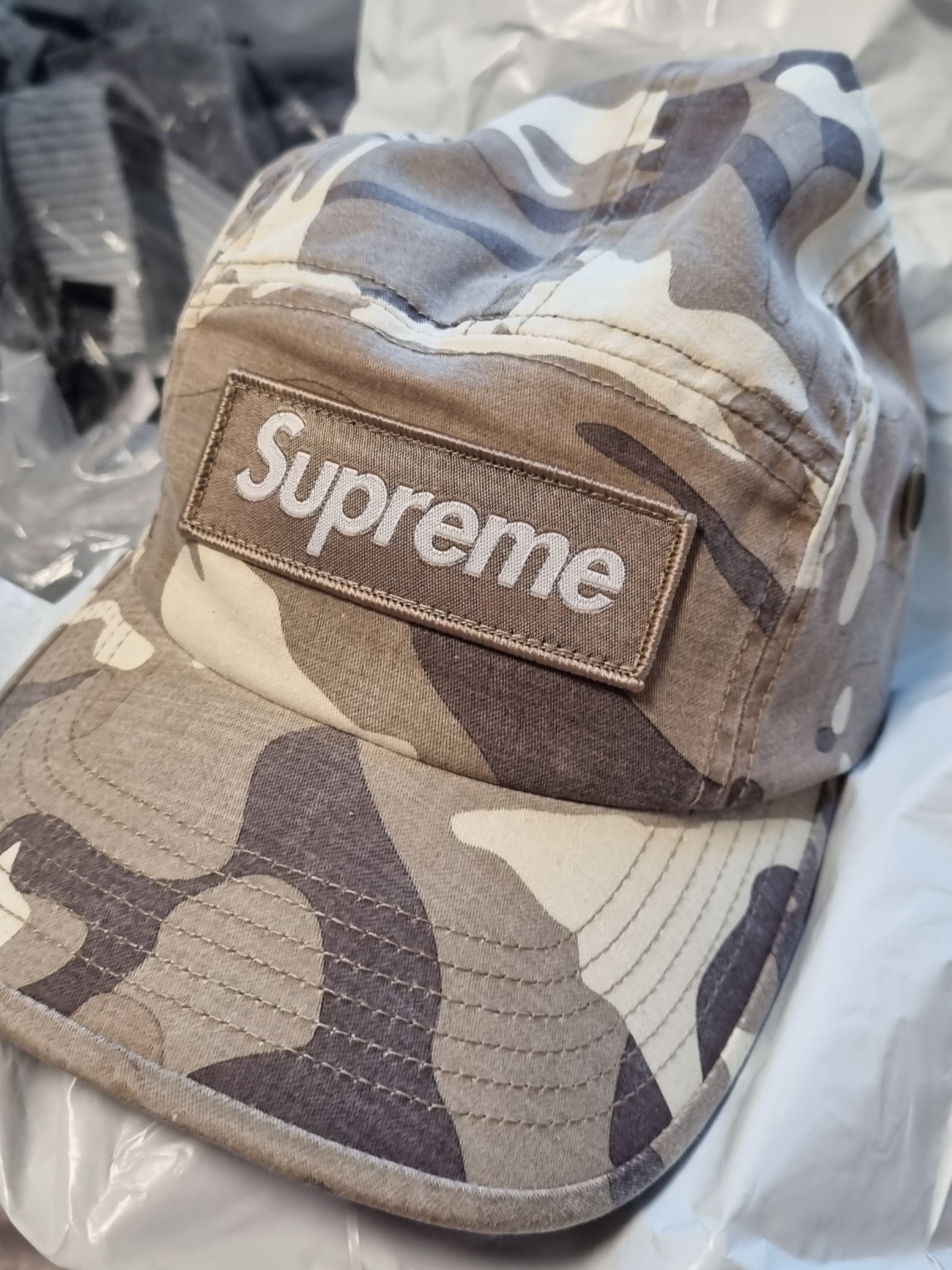 Supreme Military Camp Cap Stone Camo - 23SS 착용 스타일