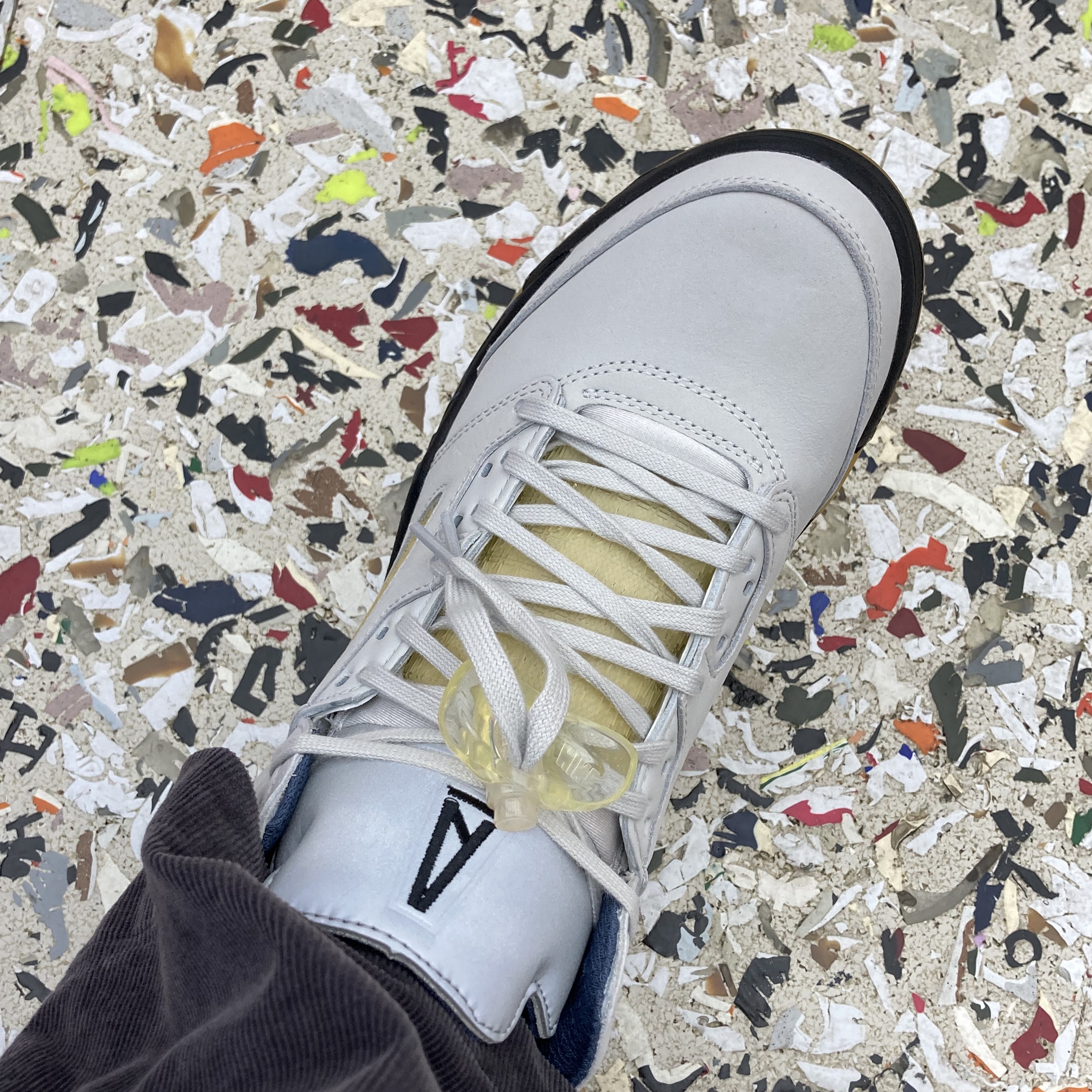 (W) Jordan 5 x A Ma Maniere Retro Dawn 착용 스타일 - 3