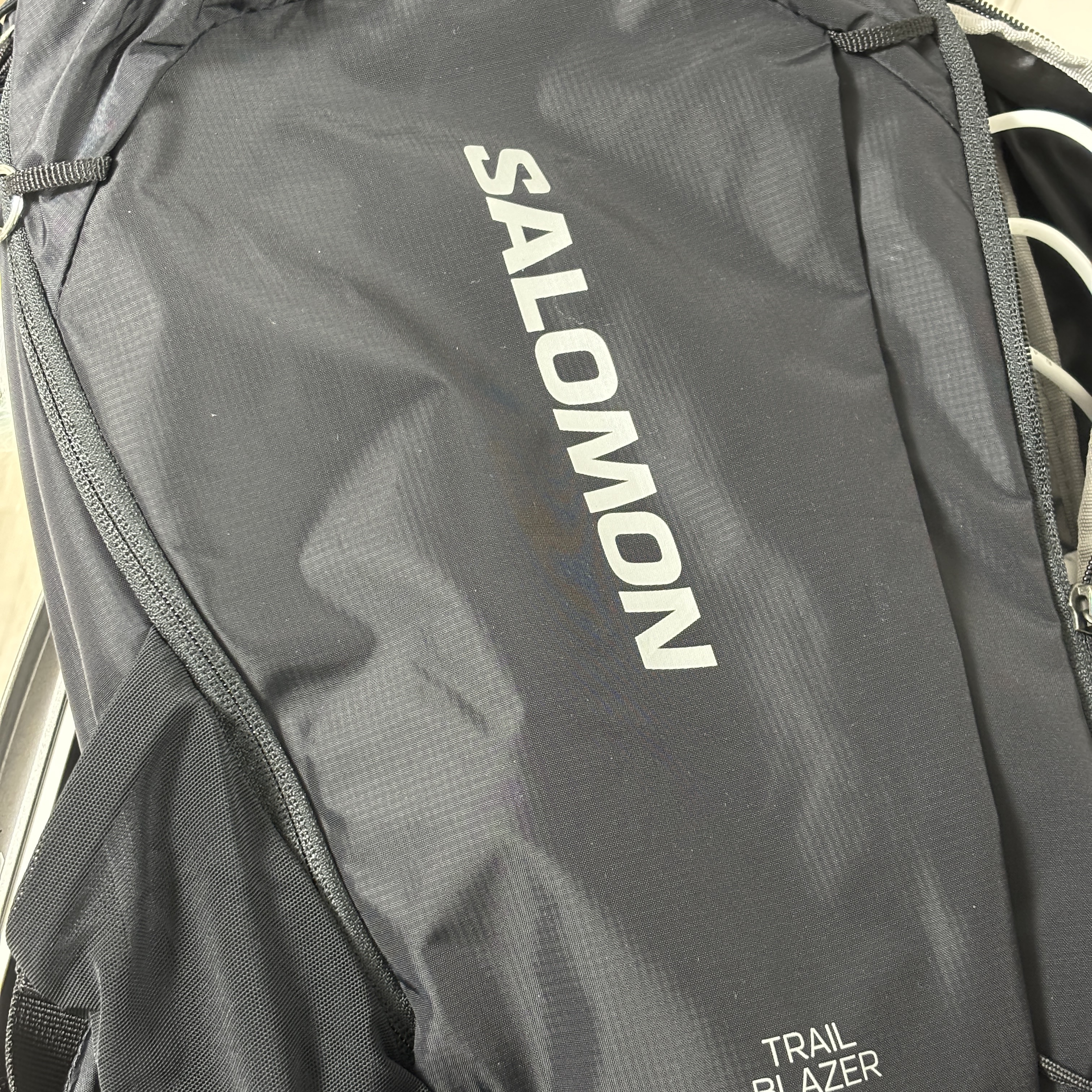 Salomon Trailblazer 20 Black (New Ver.) 착용 스타일