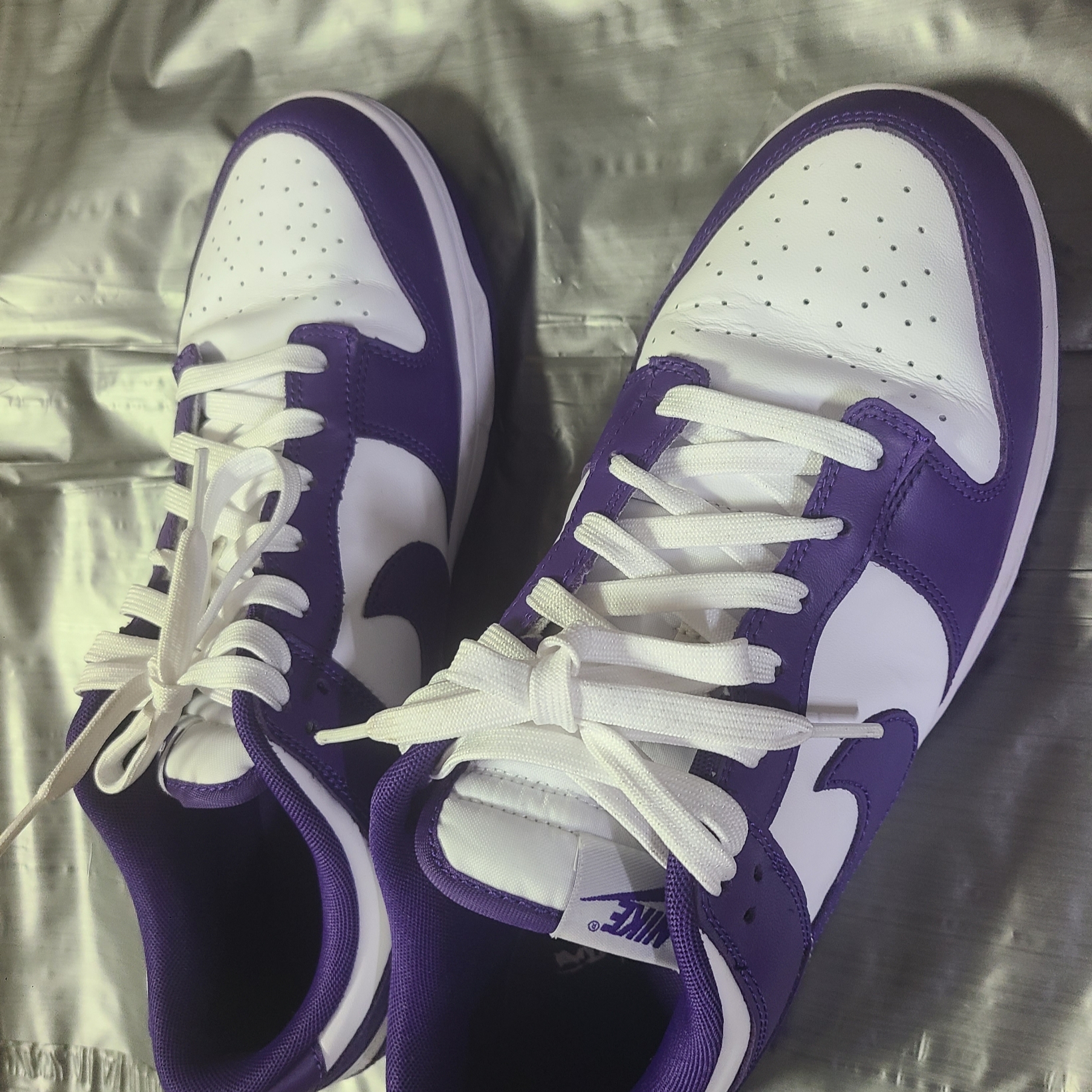 Nike Dunk Low Retro Championship Court Purple 착용 스타일