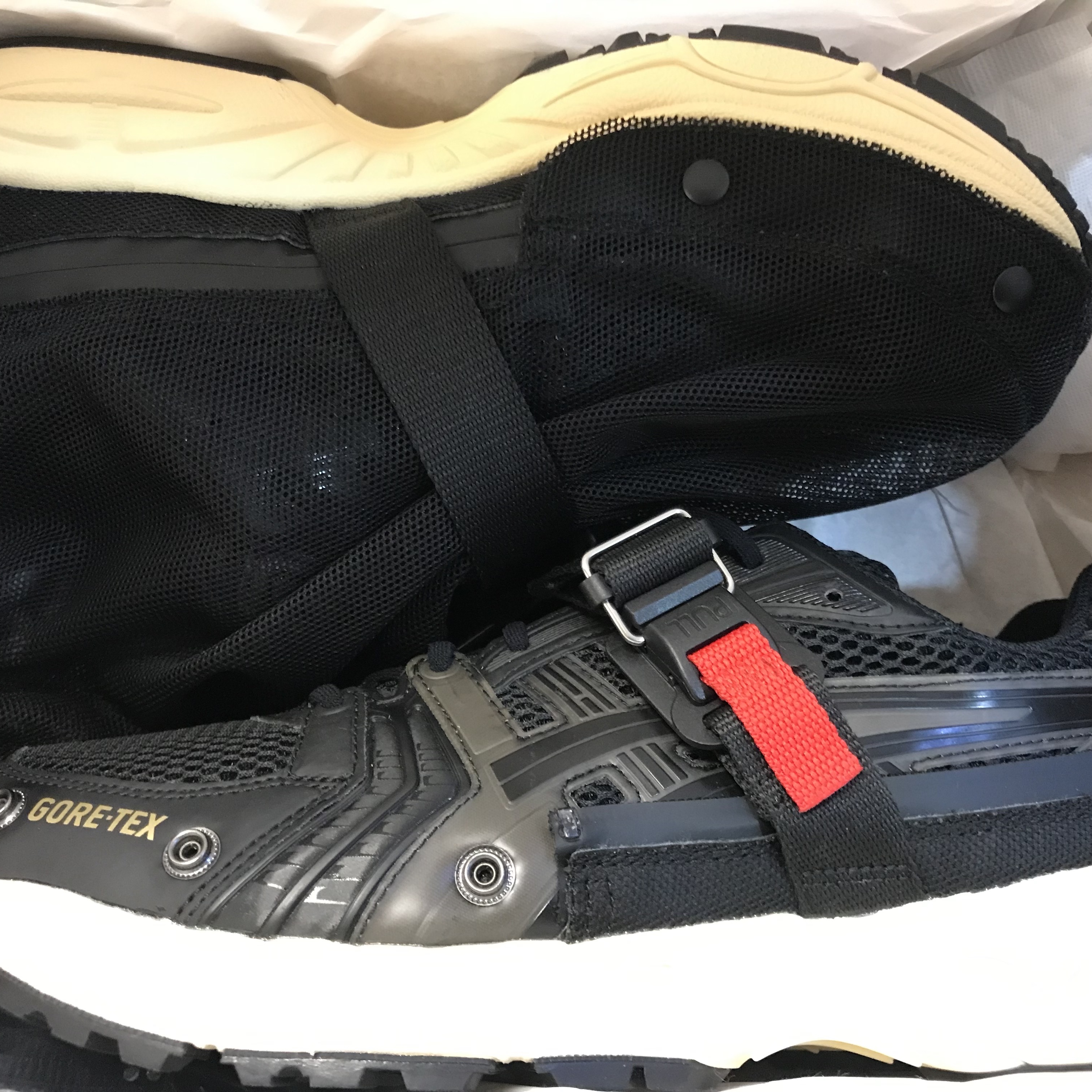Asics x Beams Gel-Kayano 14 Gore-Tex Black 착용 스타일