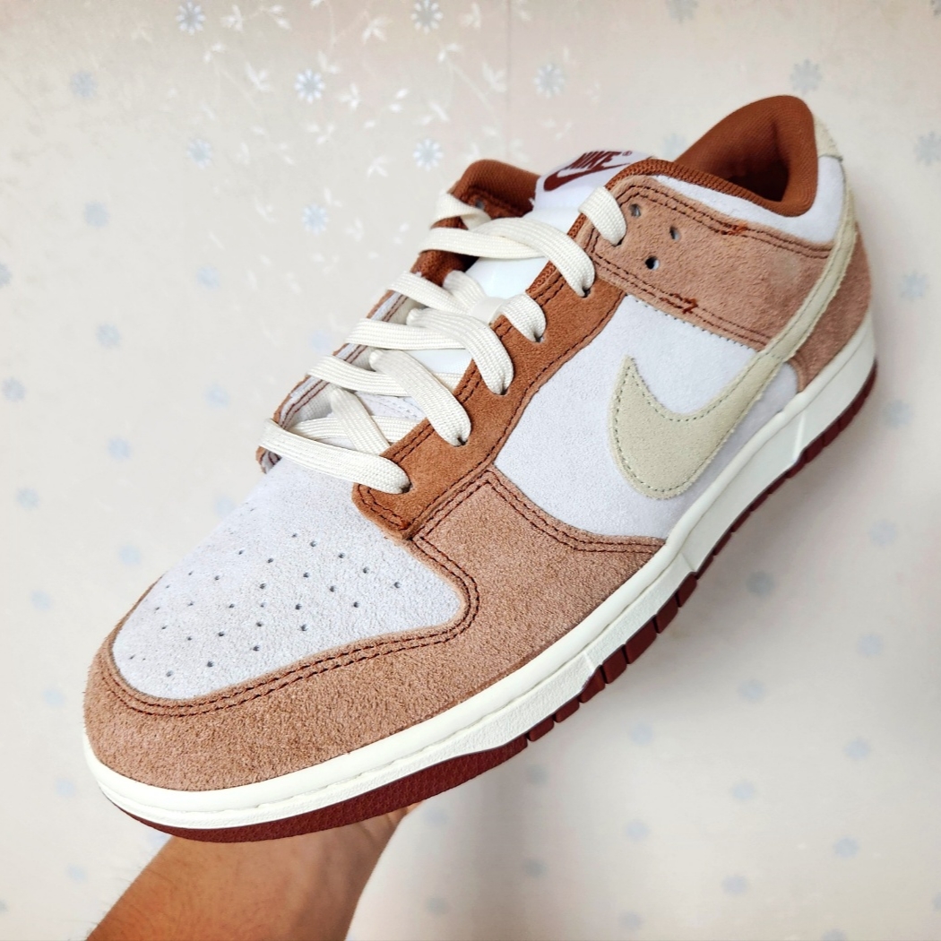 Nike Dunk Low Pro Premium Medium Curry 착용 스타일 - 1