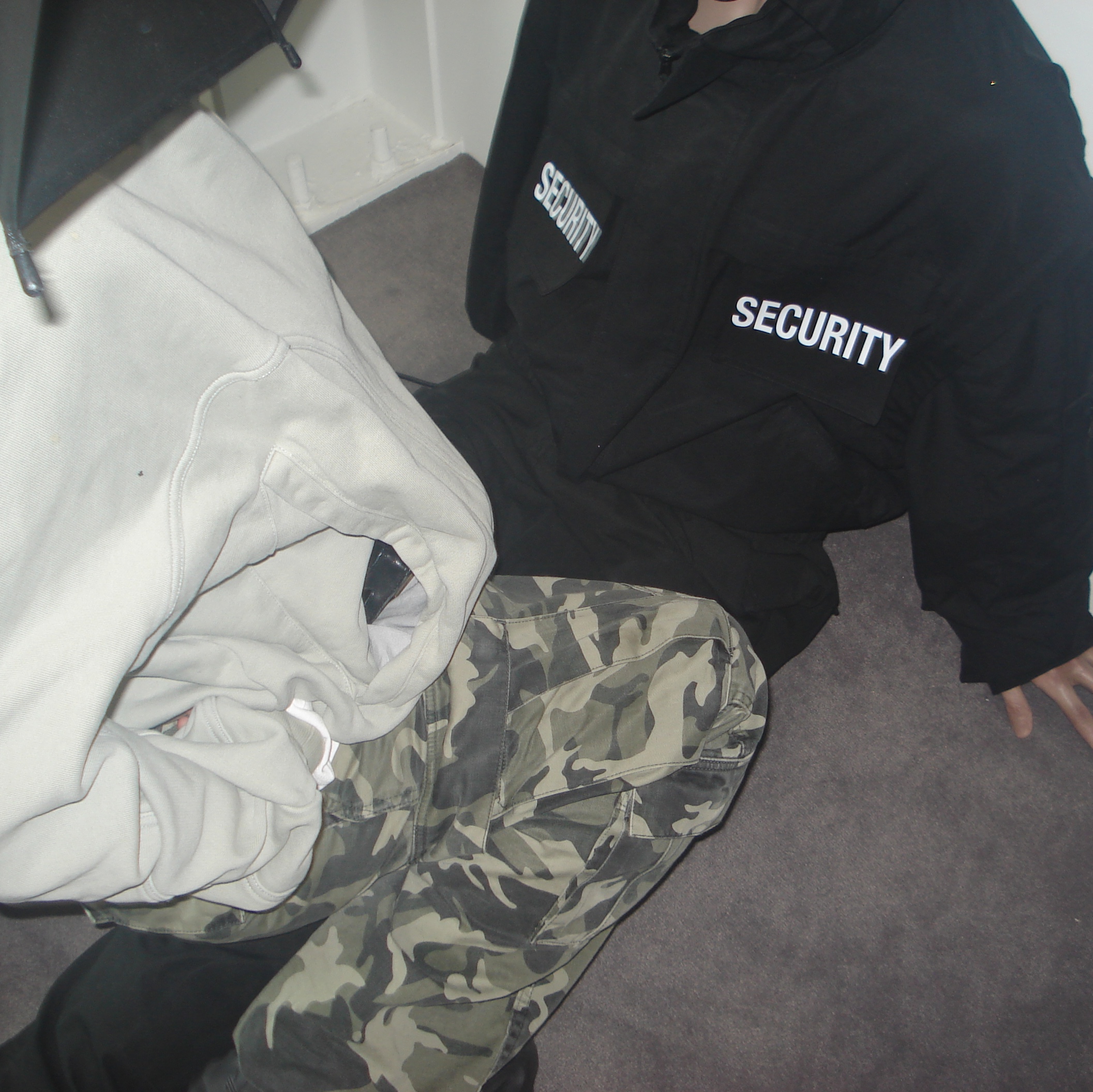 Supreme Cargo Pants Olive Camo - 23SS, Grailz Geometry Hoodie Ash Sage 착용 스타일 - 1