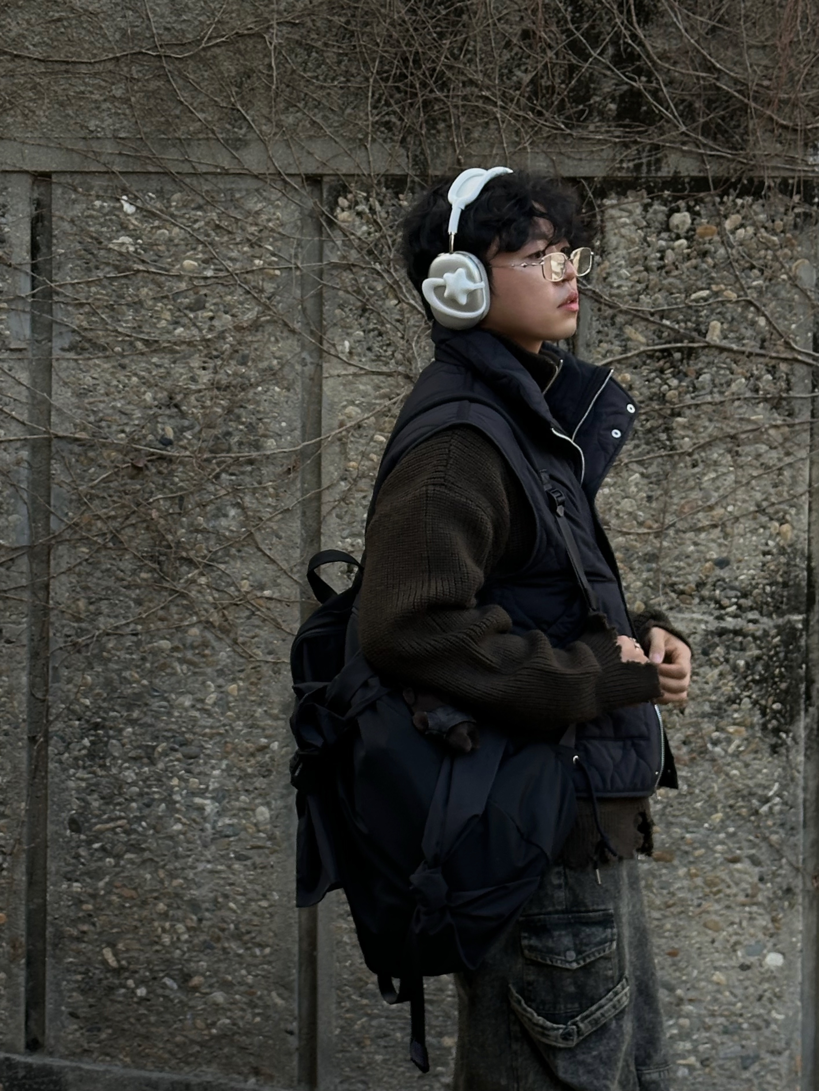 Test Artifact Era Max 003 White, Apple AirPods Max Lightning Silver (Korean Ver.) 착용 스타일 - 1