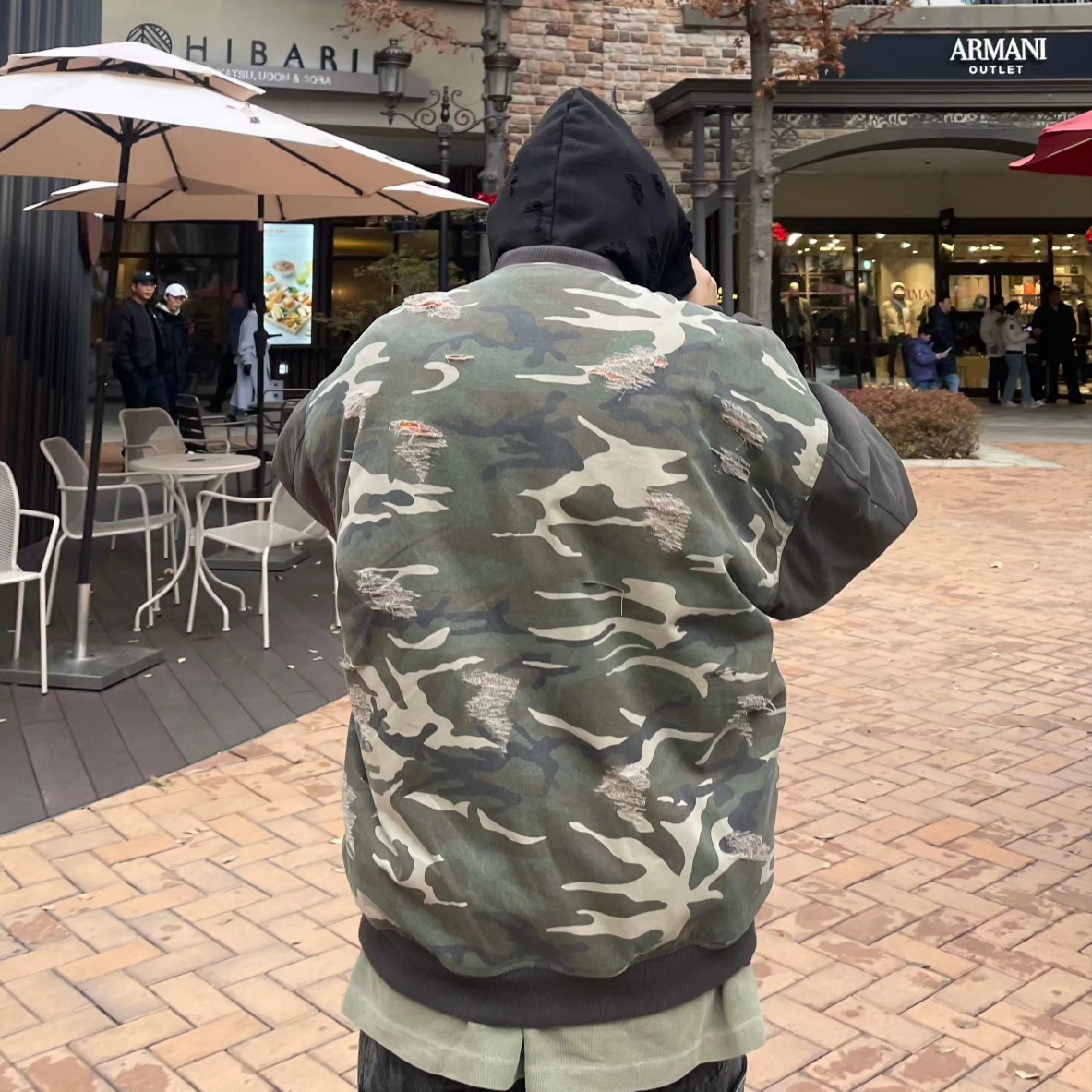 Undermycar Vetek Camouflage Destroyed Bomber Kombu - 23SS, Undermycar Otter Oversized Damage-Washed Hood Zip-Up Sepia - 22FW 착용 스타일 - 3
