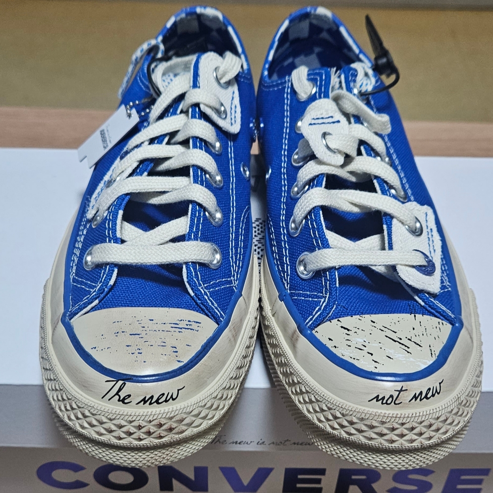 Converse x Ader Error Chuck 70 Ox Imperial Blue 착용 스타일 - 1