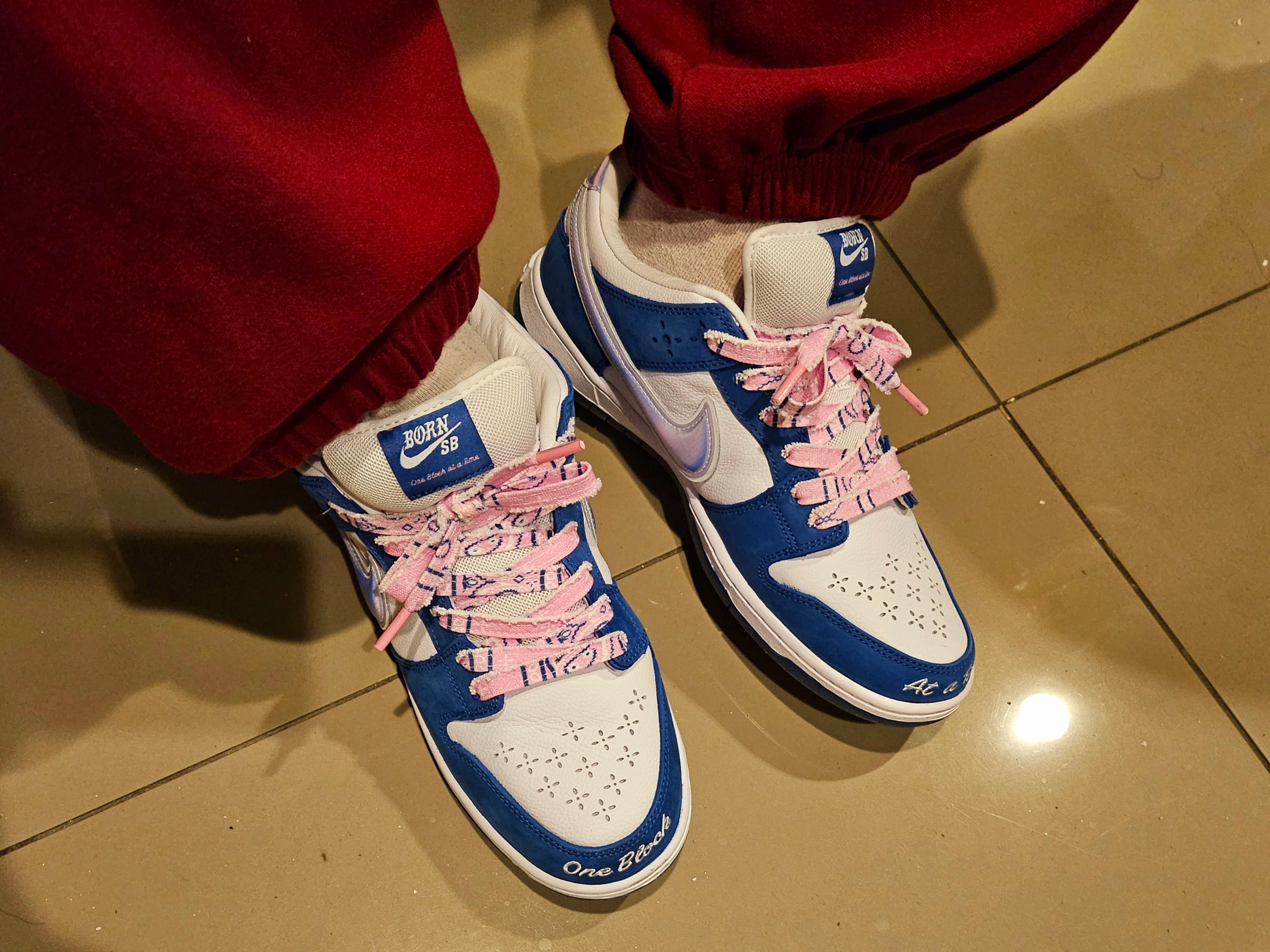 Nike x Born X Raised SB Dunk Low Pro QS One Block at a Time 착용 스타일 - 4