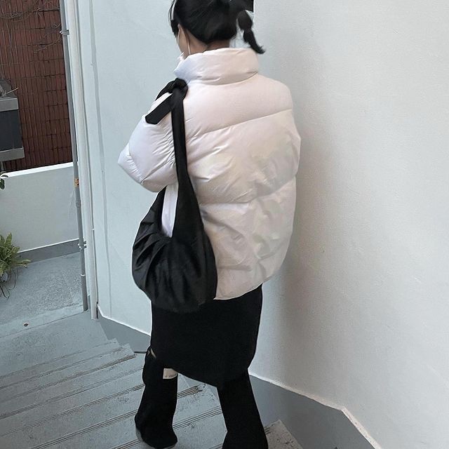[KREAM 단독] Safarispot Basic Safari Down Jacket White 착용 스타일 - 2