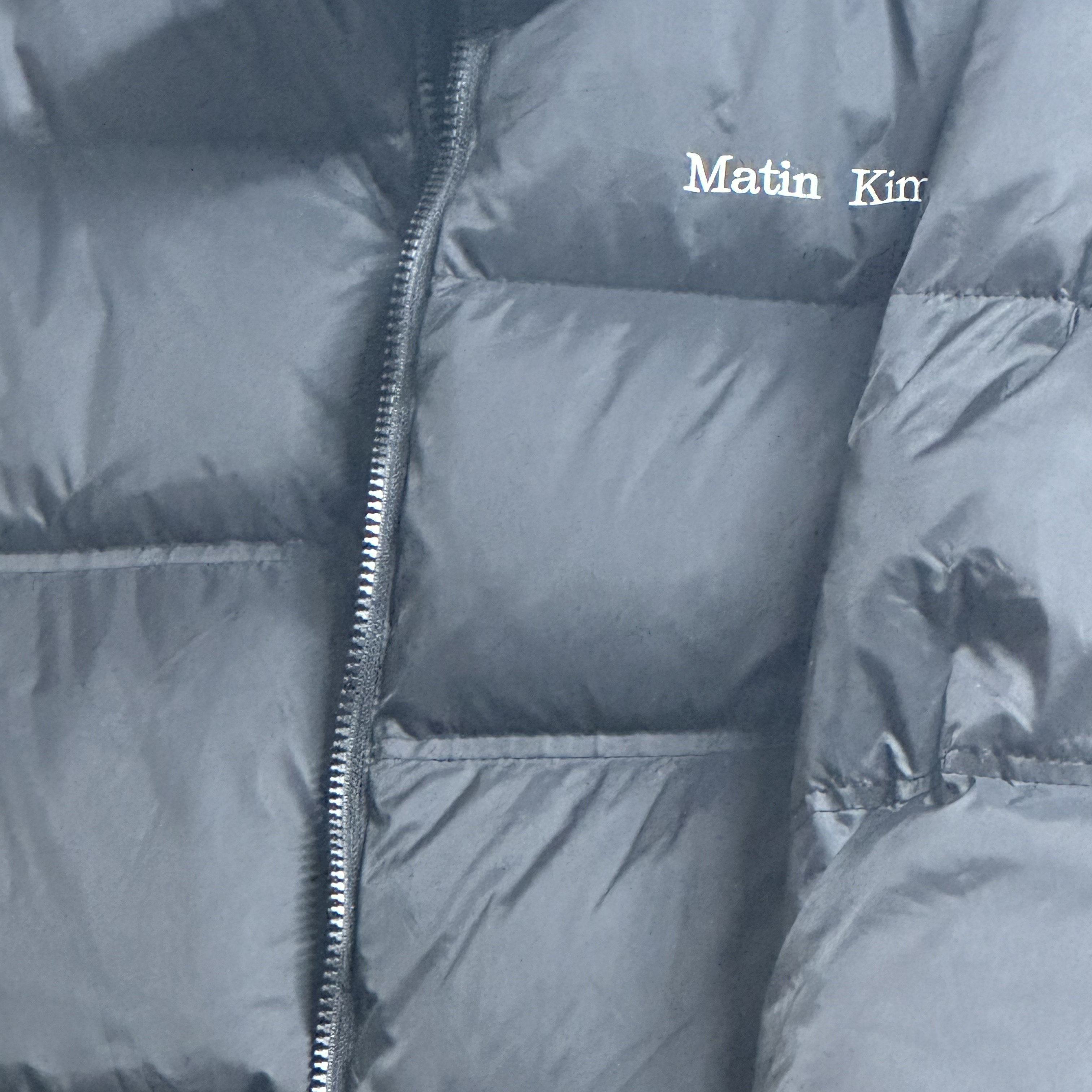 (W) Matin Kim High Neck Classic Crop Puffer Down Jumper Black 착용 스타일