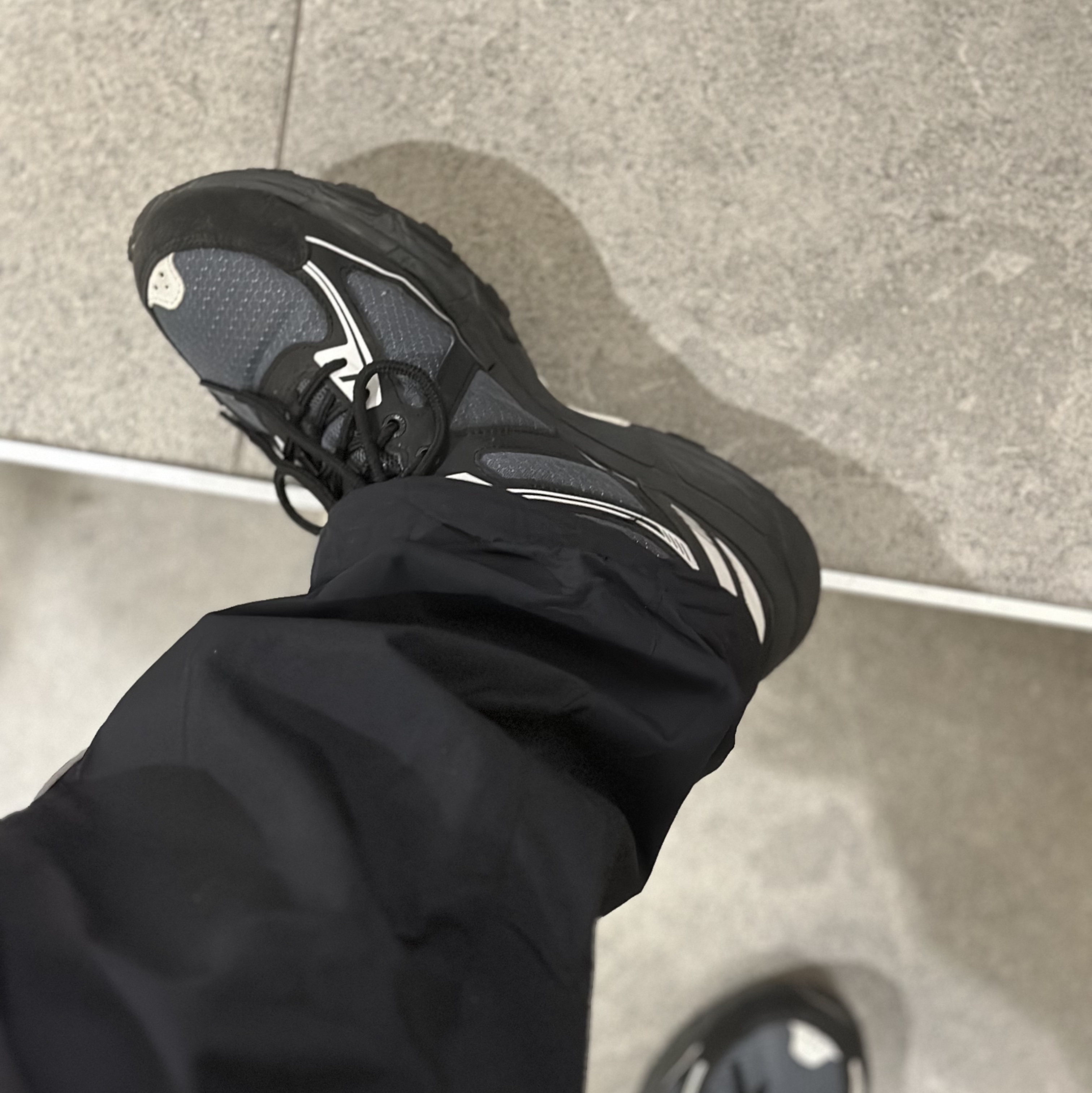 Asics Gel-Venture 6 Carrier Grey 착용 스타일 - 3