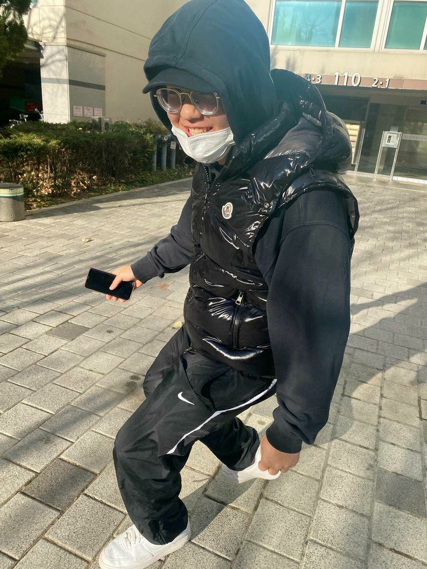 Moncler Bormes Down Vest Black - 23FW, Nike Air Force 1 '07 Low White 착용 스타일 - 1
