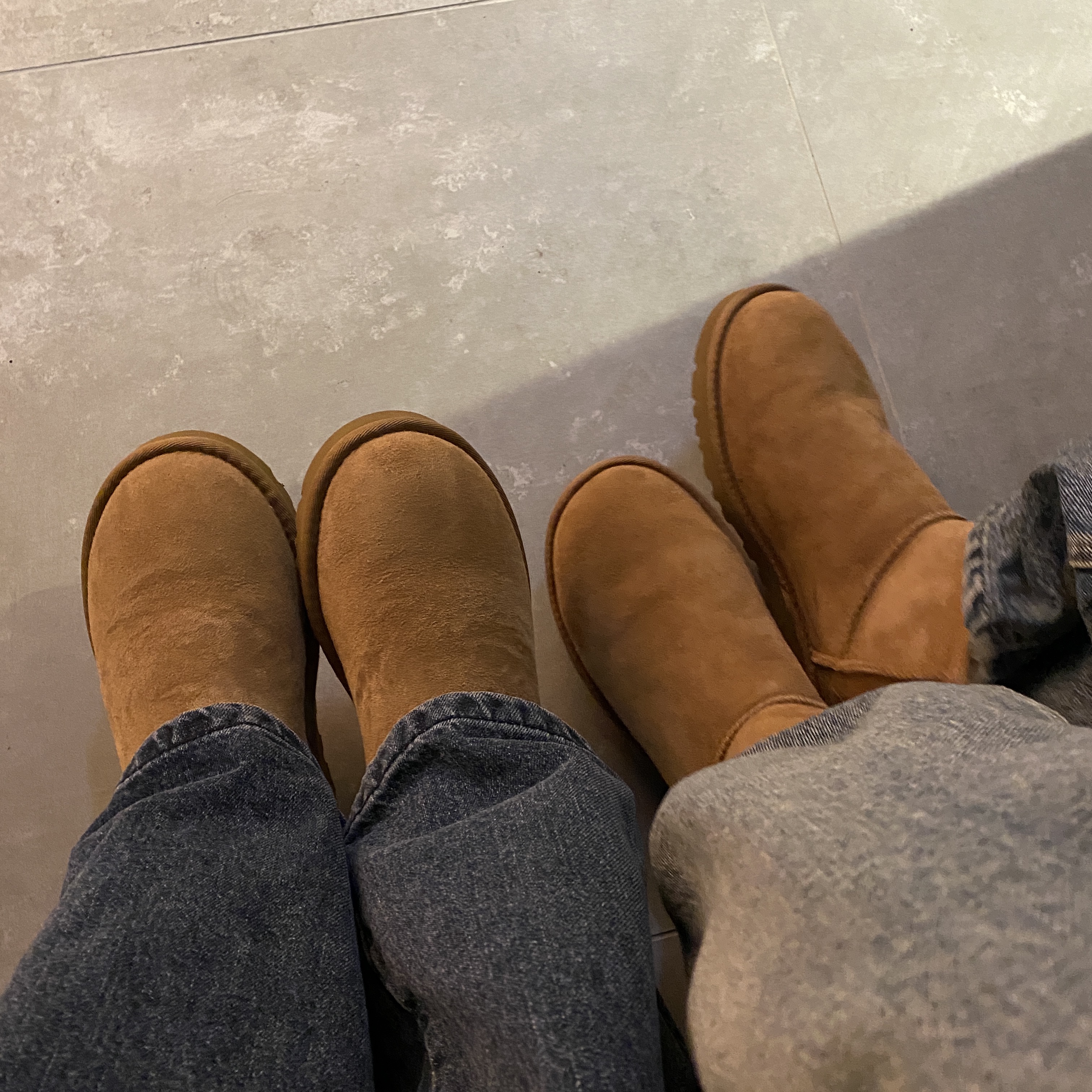 (W) UGG Classic Mini II Boots Chestnut 착용 스타일