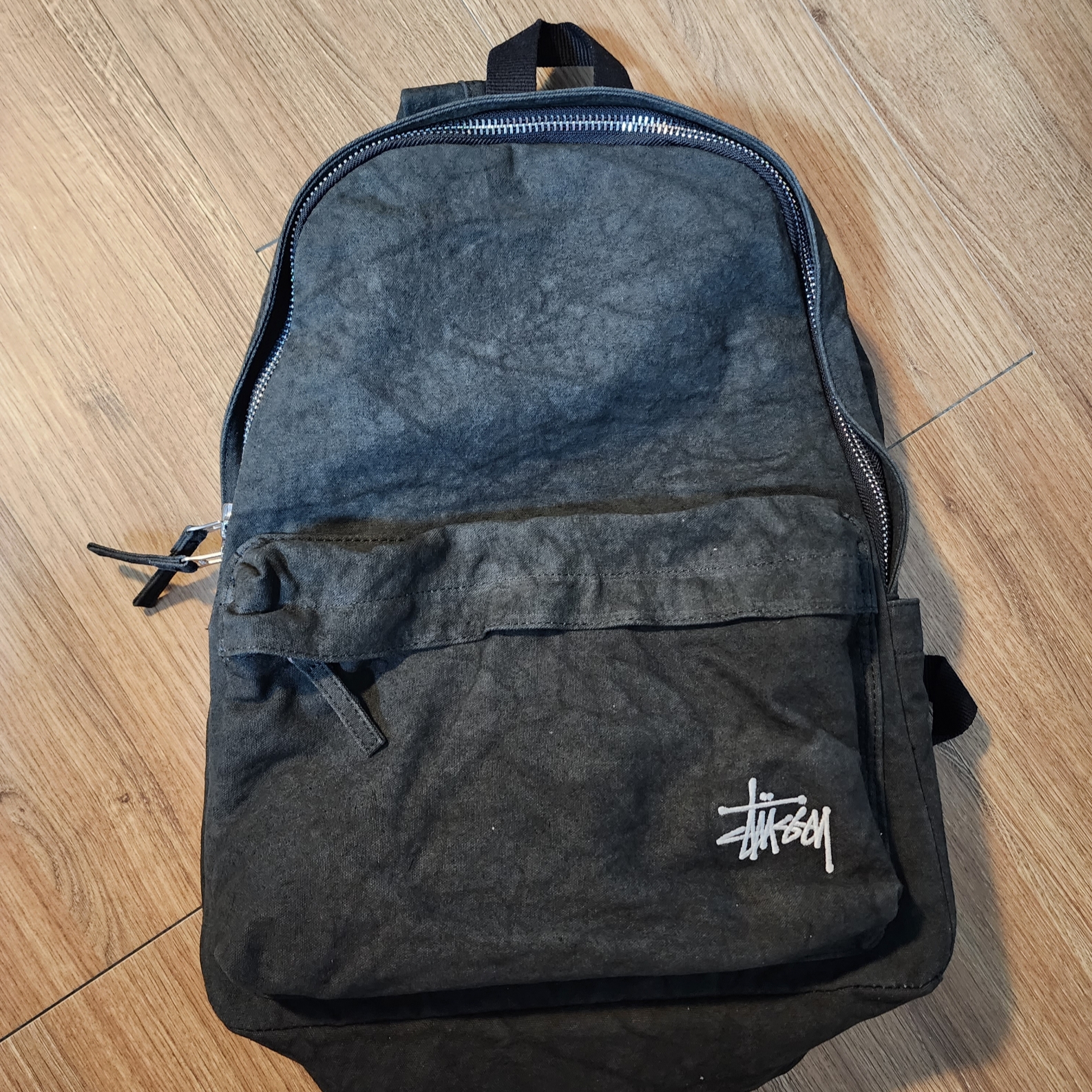 Stussy Canvas Backpack Washed Black 착용 스타일