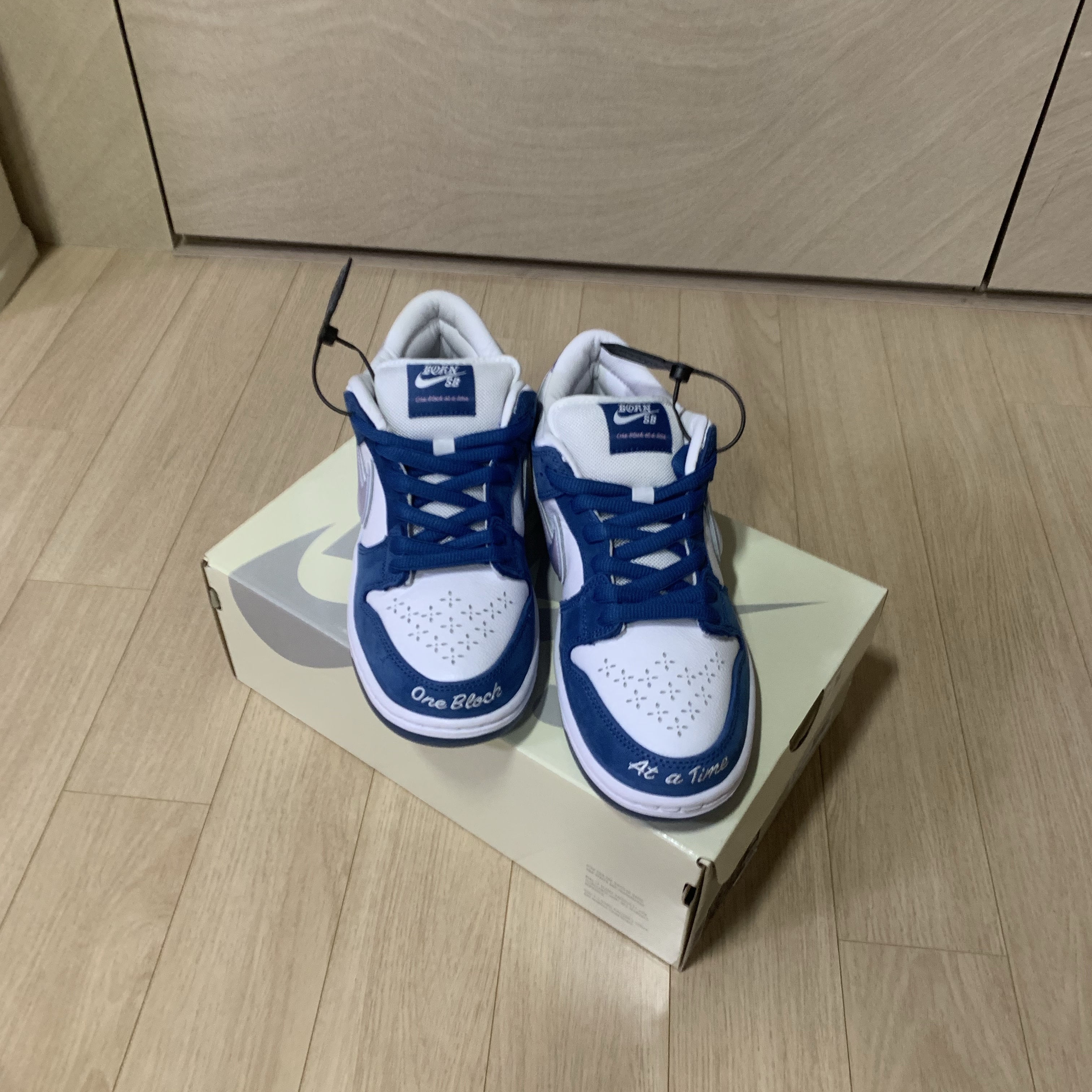 Nike x Born X Raised SB Dunk Low Pro QS One Block at a Time 착용 스타일 - 1