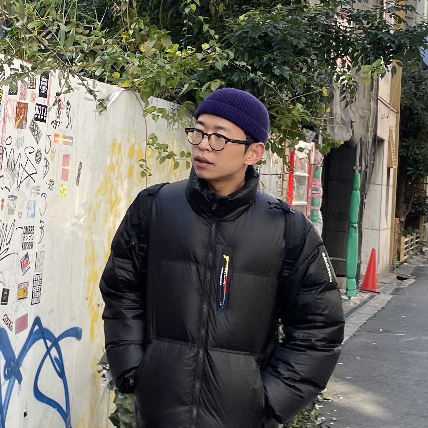 Salomon Contour Down Jacket Black, Salomon XA Pro 3D V8 Black Magnet 착용 스타일 - 6