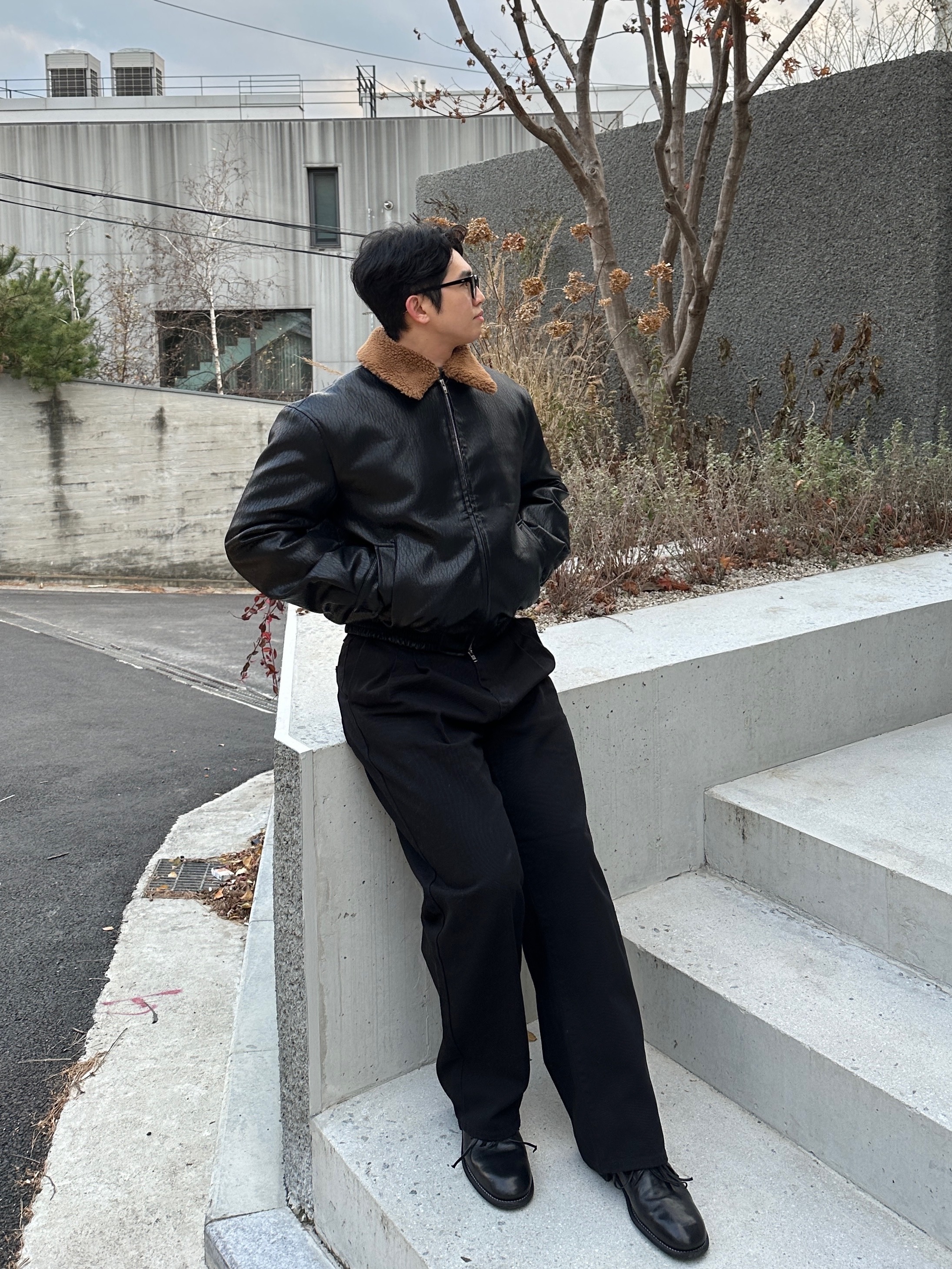 Guidi 992X Horse Full Grain Leather Derby Black 착용 스타일 - 2